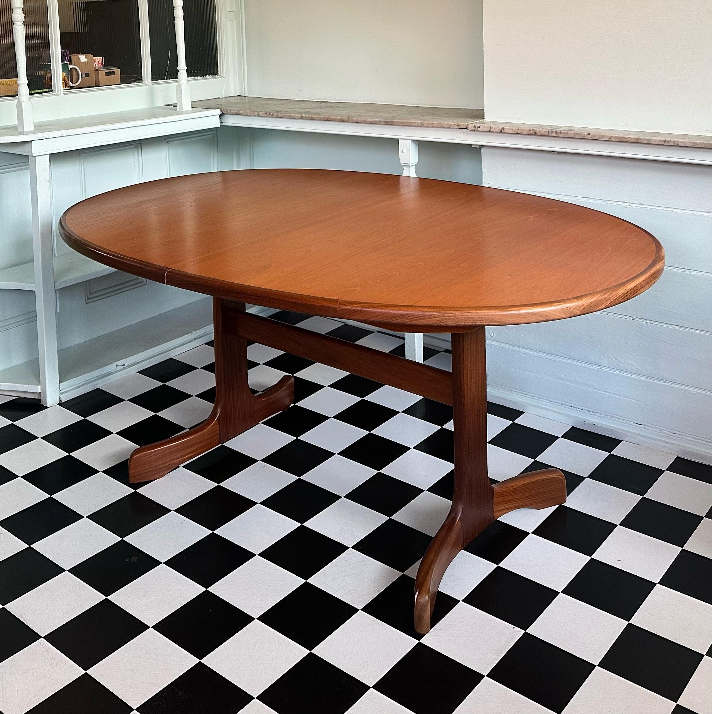 Mid-Century Modern Immaculate Mid-Century G Plan Fresco Teak Oval Extending Dining Table For Sale