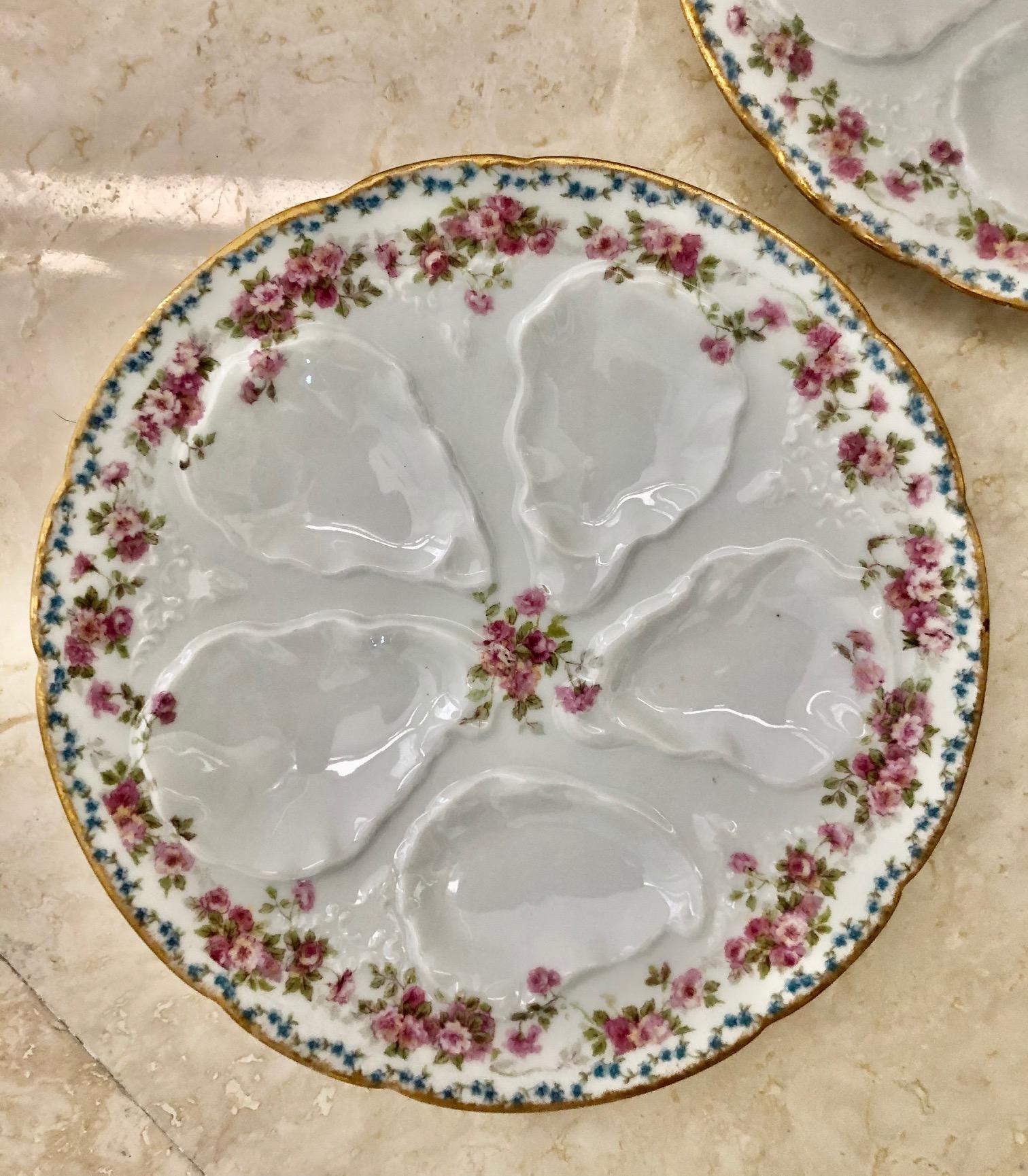 Immaculate Set of Six French Limoges Oyster Plates In Excellent Condition For Sale In Hopewell, NJ