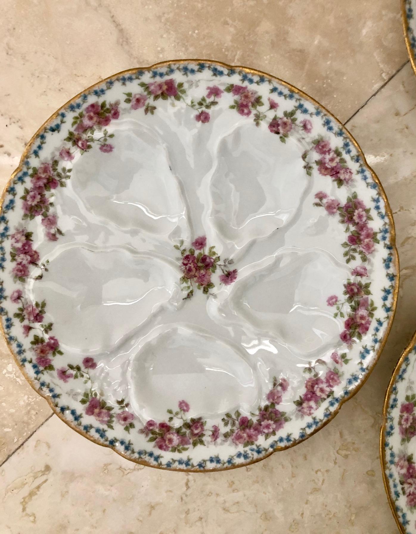 Early 20th Century Immaculate Set of Six French Limoges Oyster Plates For Sale