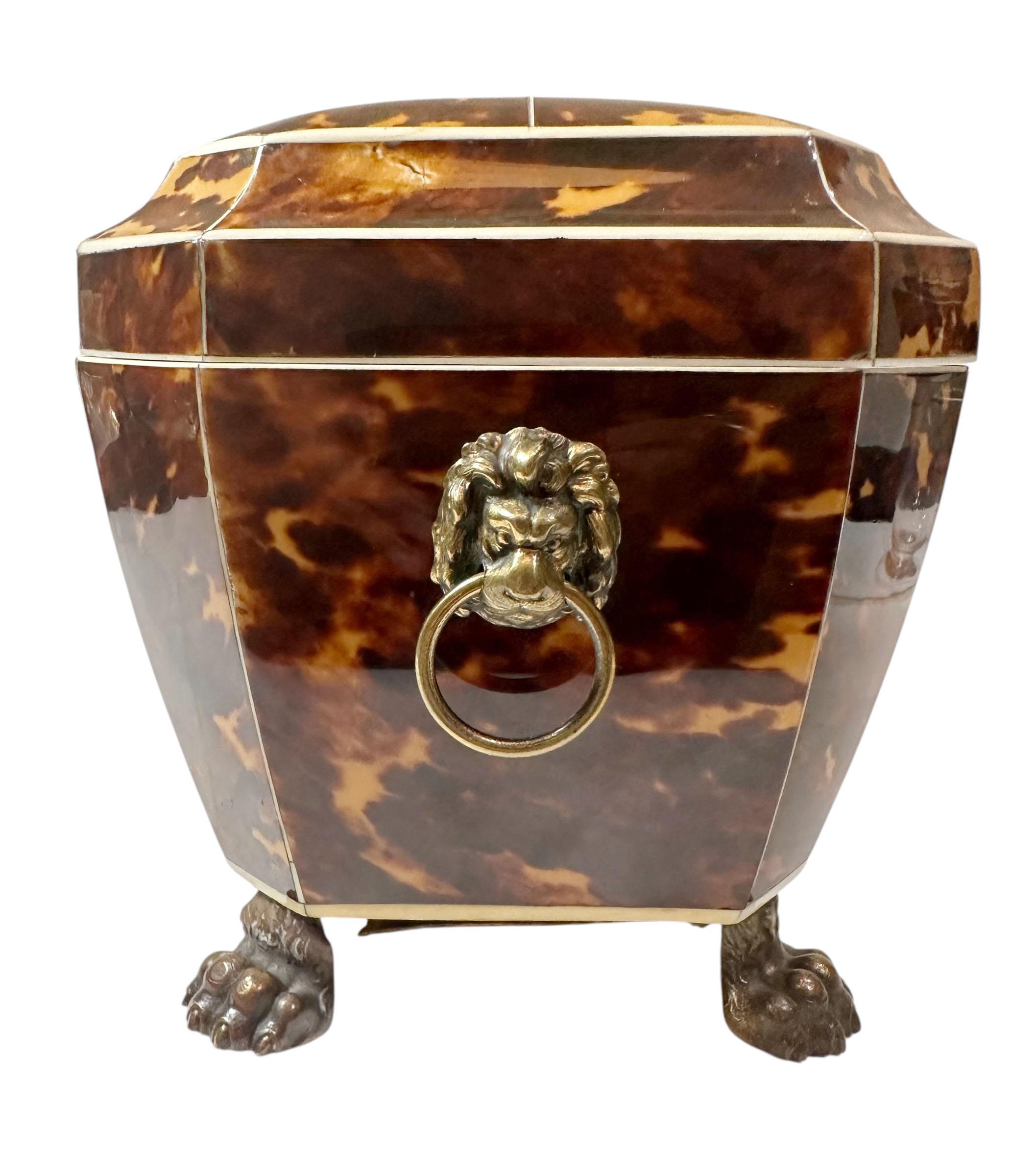 Immaculate Tortoiseshell Tea Caddy In Good Condition For Sale In Tampa, FL