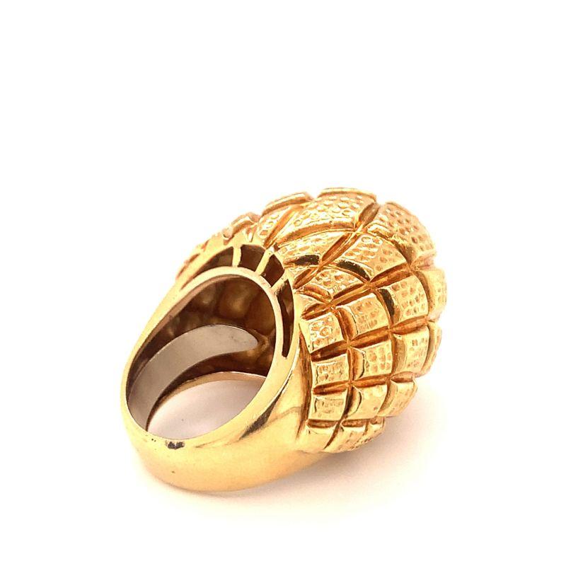 Immense 22K Yellow Gold Dome Ring, circa 1960s In Excellent Condition For Sale In Beverly Hills, CA