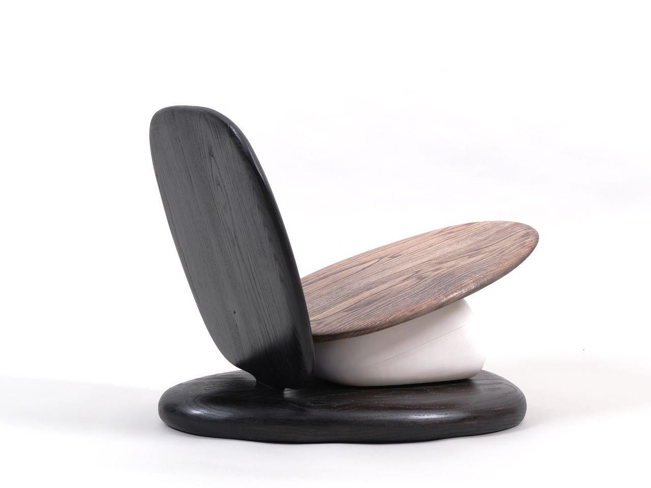 The Pebbles On The Smooth Surface Are An Old Result That Humans Cannot Feel Over Time. They Also Express Natural Results By Cutting Down Trees To Experience The Passage Of Time Through Work. When Further Refined, The Trees Produce New Grains. When