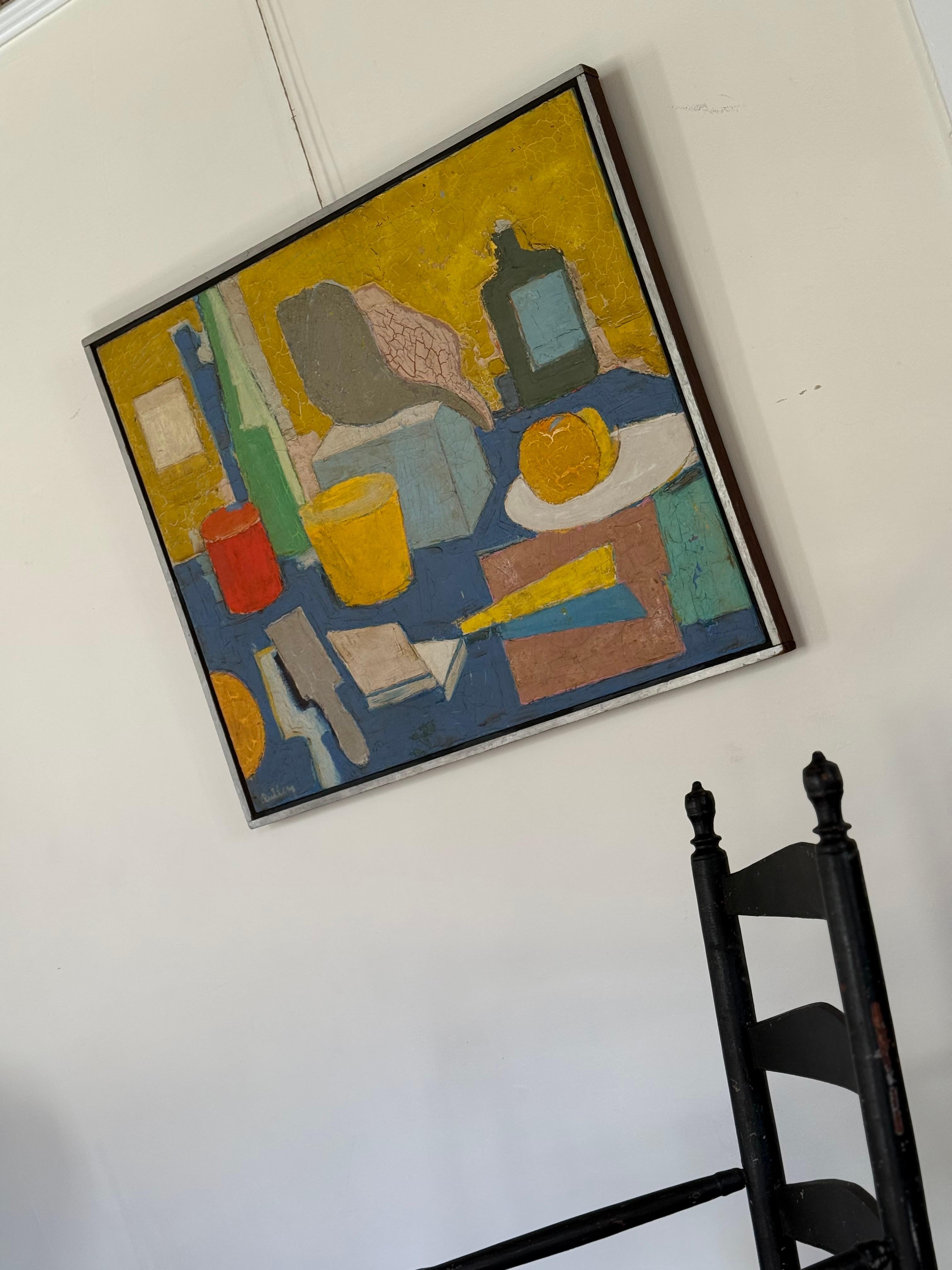 Großartiges, erhebendes Gefühl. Wunderbare Impasto-Textur. Lustige Stilisierung einer Stillleben-Szene mit Zitronen, Flaschen, Muscheln und einem Papierflieger. Gelb und Blau mit einem perfekten Pop von Rot. 
H29.5