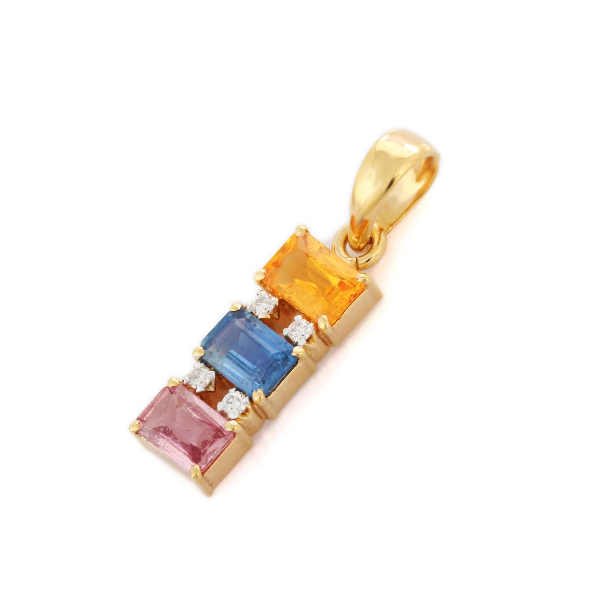 Impeccable 1.8 ct Multi Sapphire Pendant with Diamonds in 18K Yellow Gold In New Condition For Sale In Houston, TX