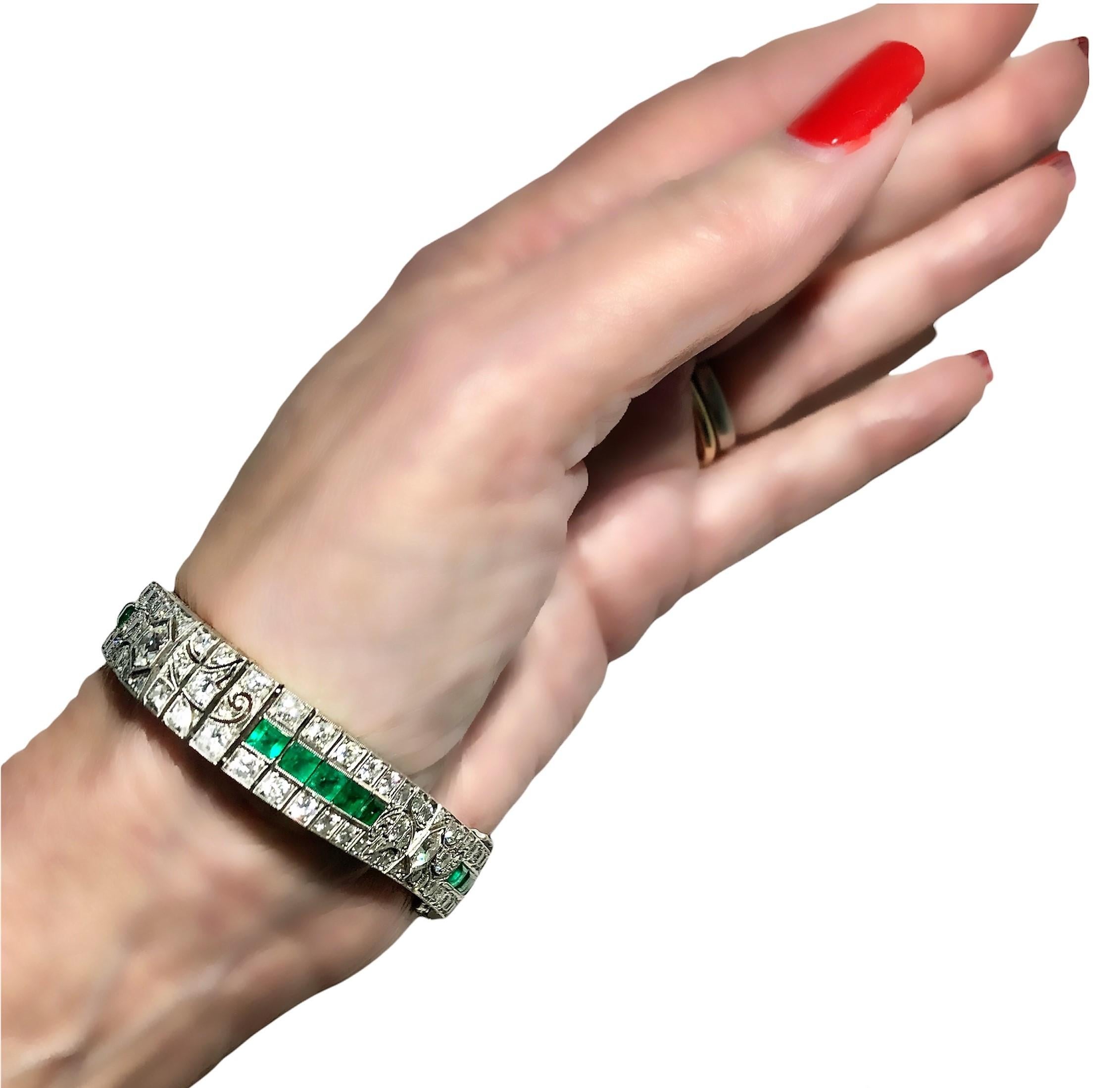 Impeccable Art Deco Diamond and Emerald Bracelet 9