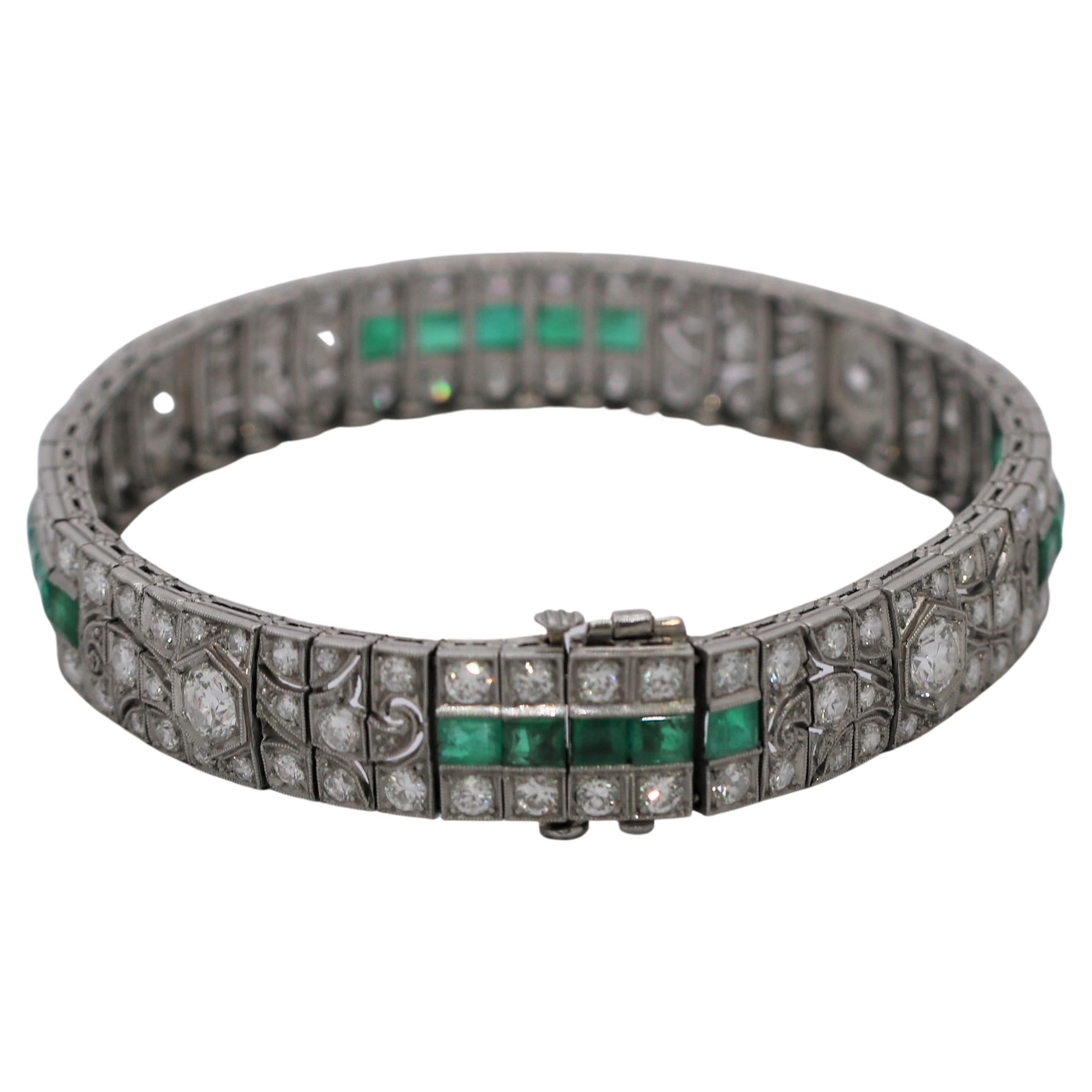 Impeccable Art Deco Diamond and Emerald Bracelet 14