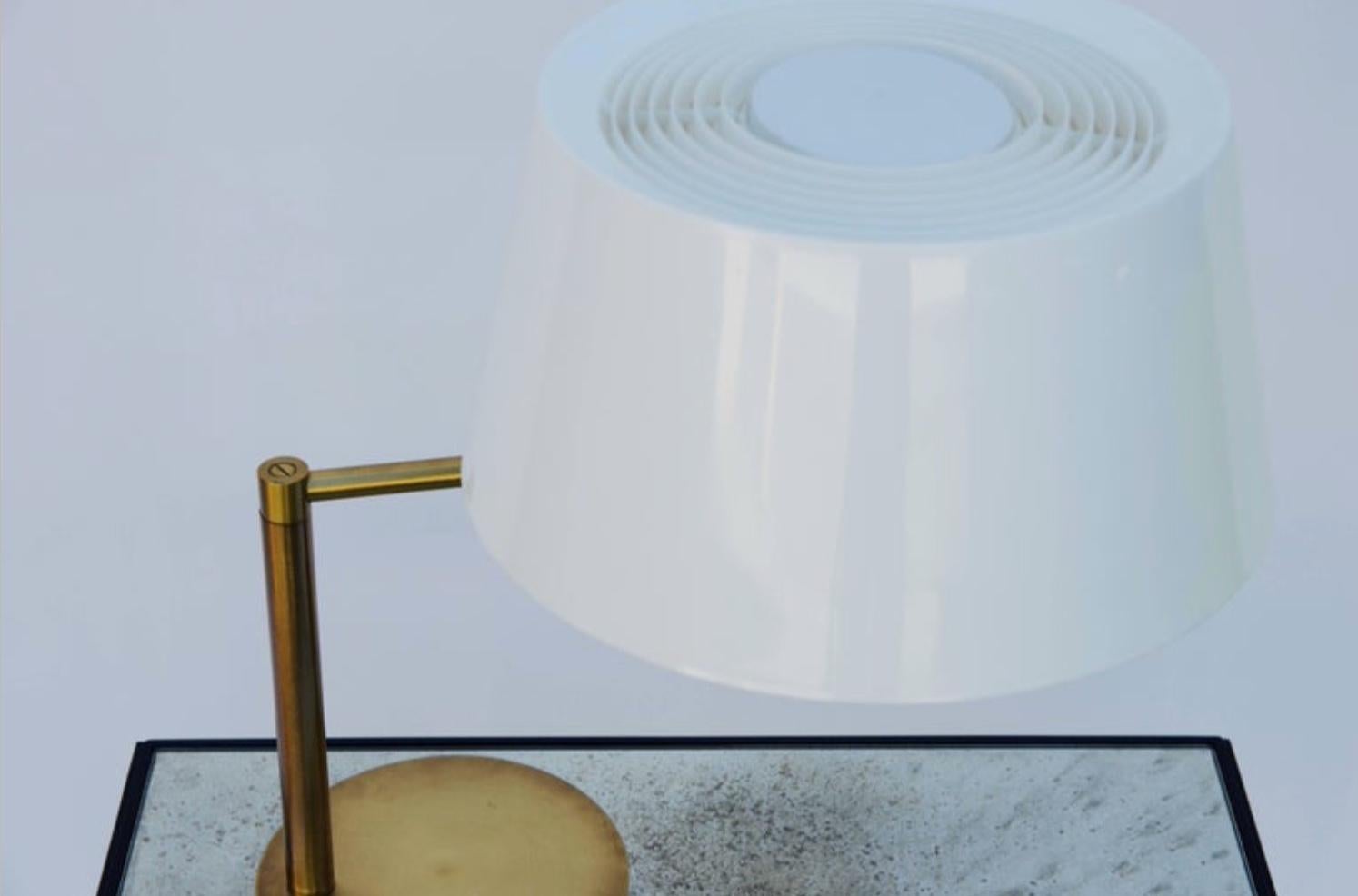 Lumilux Studielampe mit ausziehbarer Armlehne von Gerald Thurston für Lightolier, unvergleichlich (amerikanisch) im Angebot