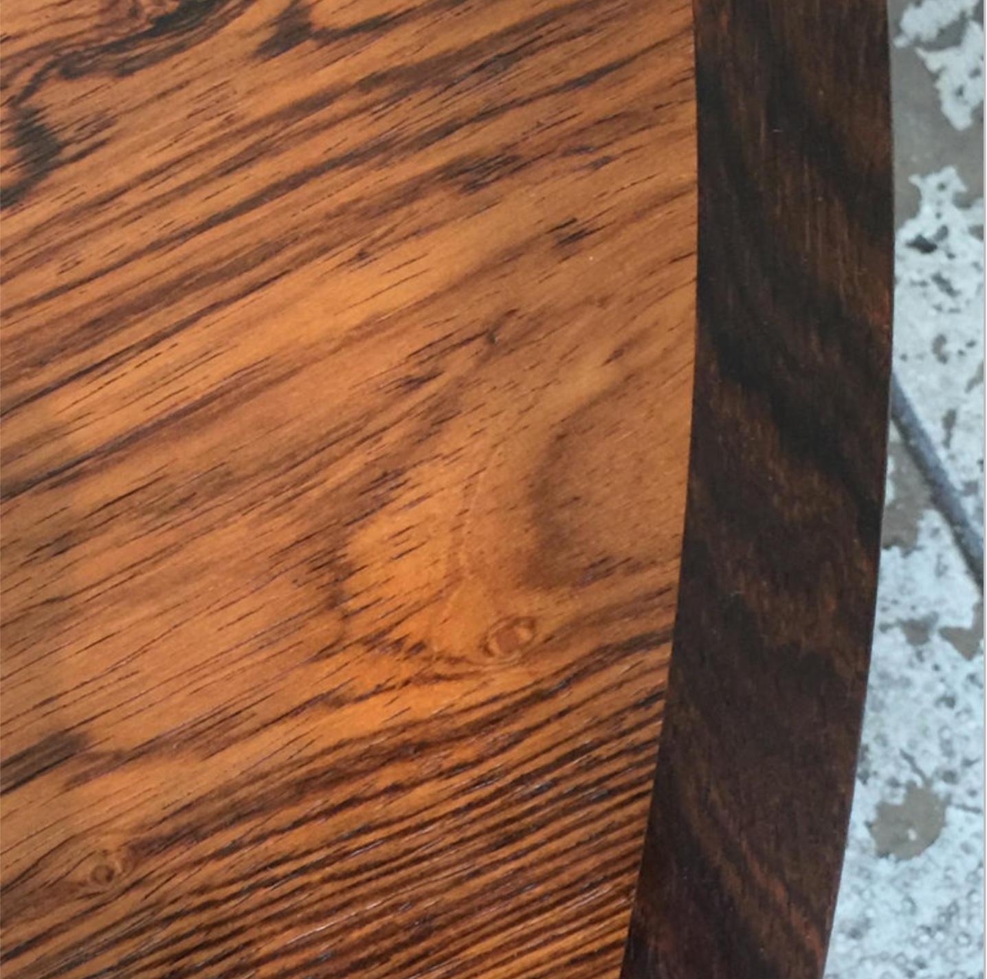 Verni Incroyable table basse ronde danoise en bois de rose de Hans C. Andersen en vente