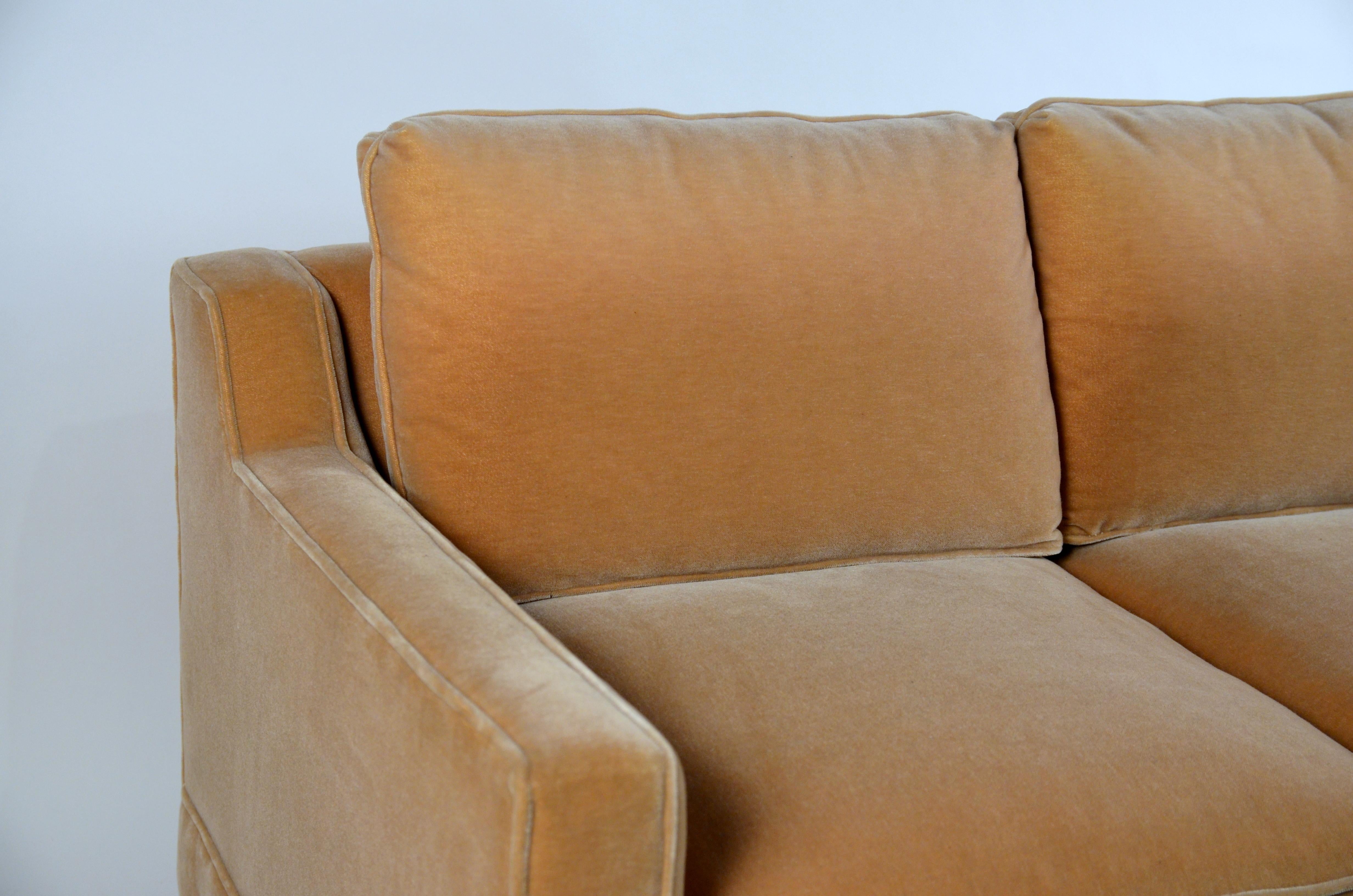 Art Deco The 'Verneuil' Mohair Sofa by Design Frères For Sale