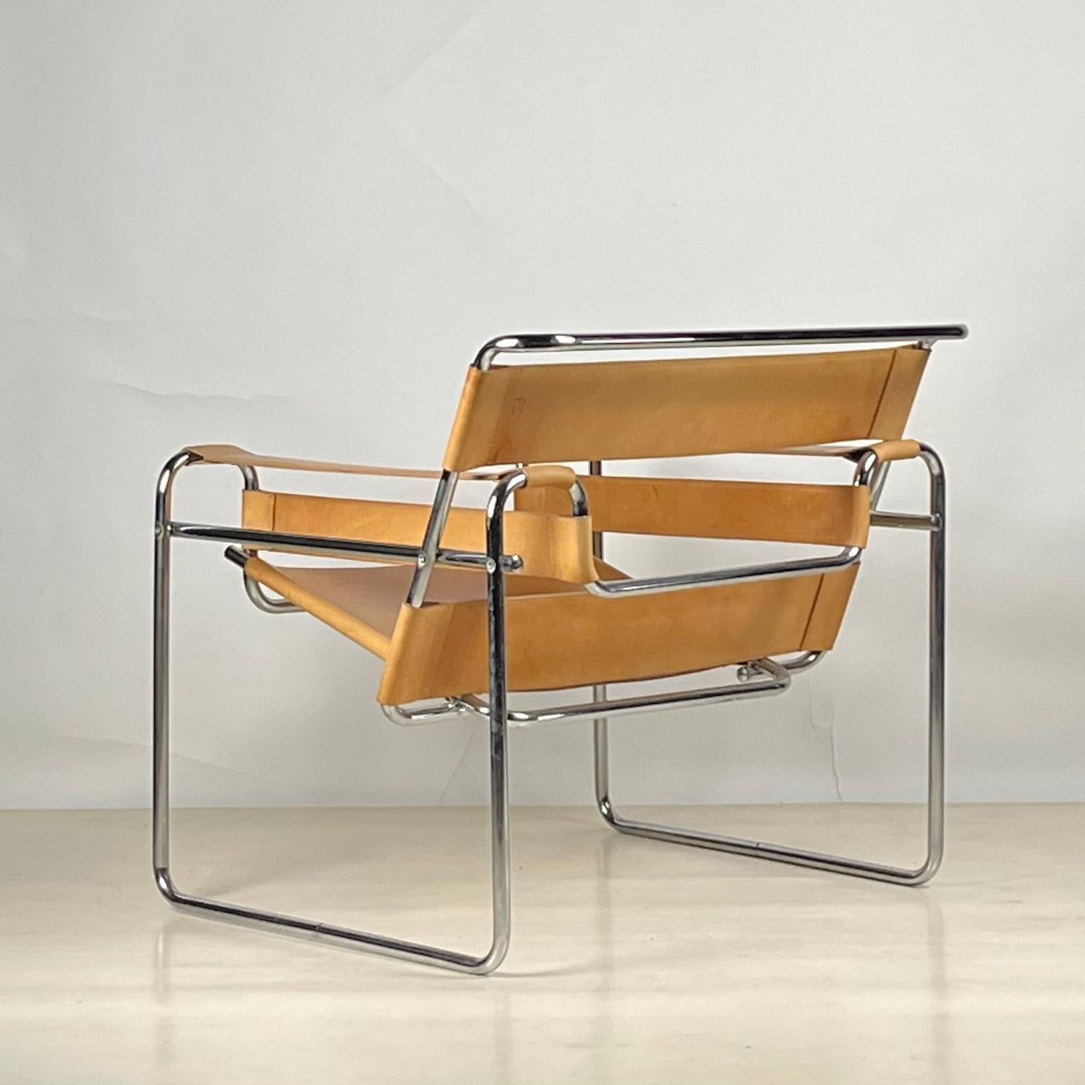 Impeccable Wassily Chair in Natural Tan Leather by Marcel Breuer, Gavina Edition 1