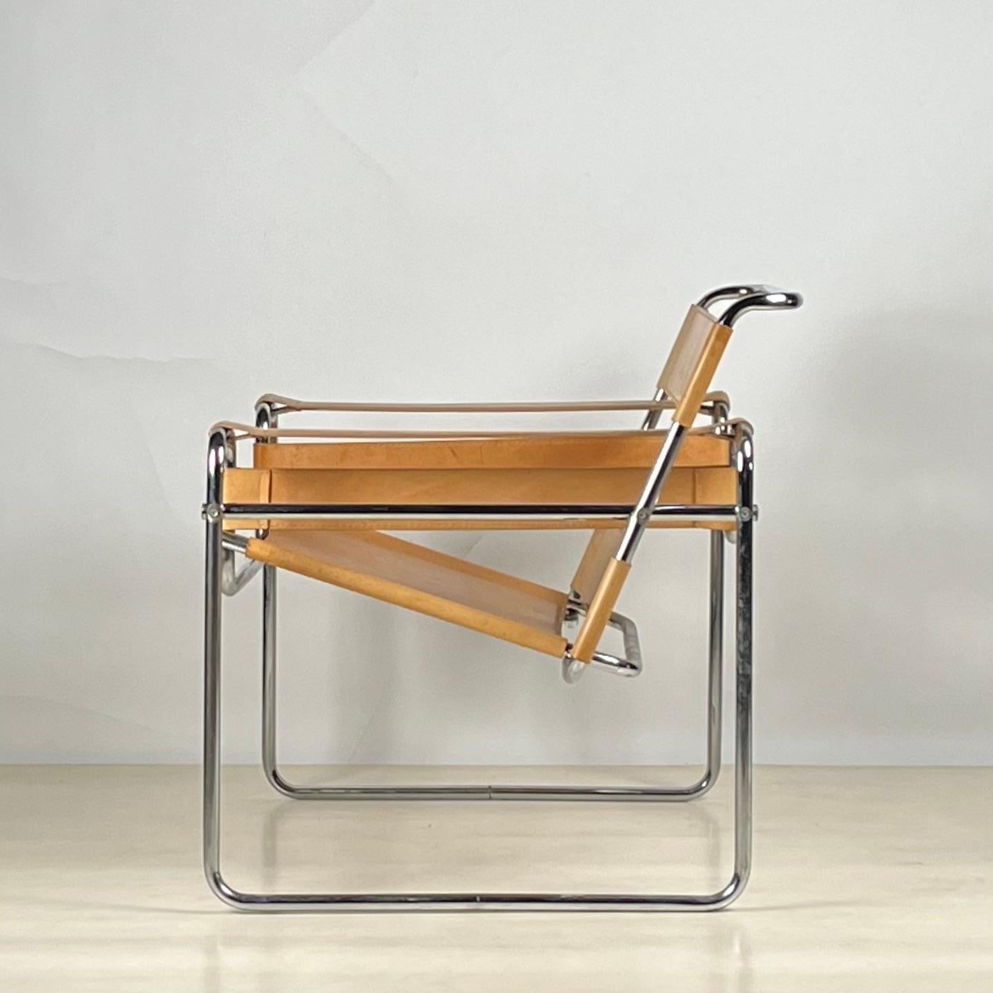 Impeccable Wassily Chair in Natural Tan Leather by Marcel Breuer, Gavina Edition 2