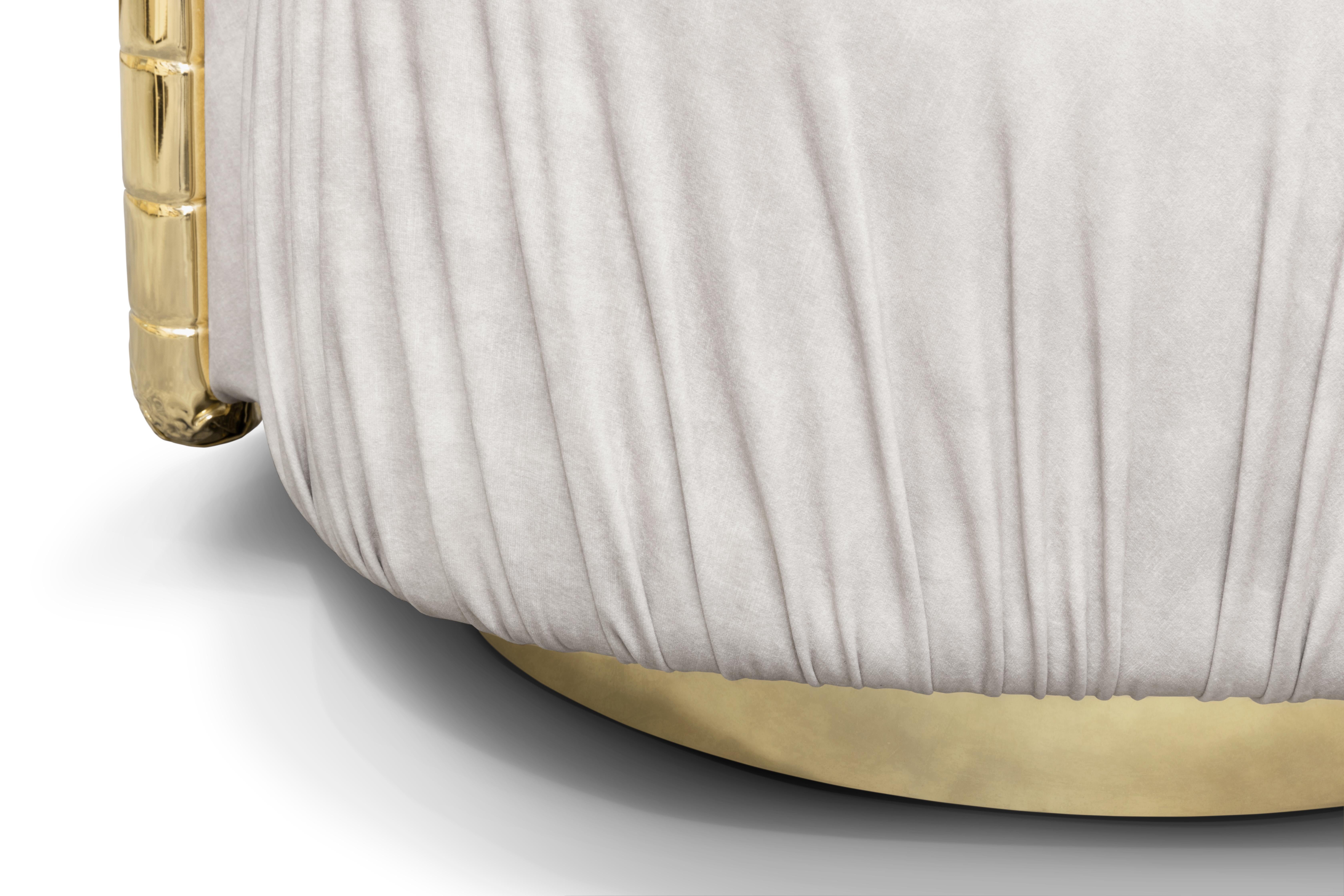 Imperfectio Round Armchair - Hand-Crafted Brass Wood & Upholstery - Boca do Lobo For Sale 2