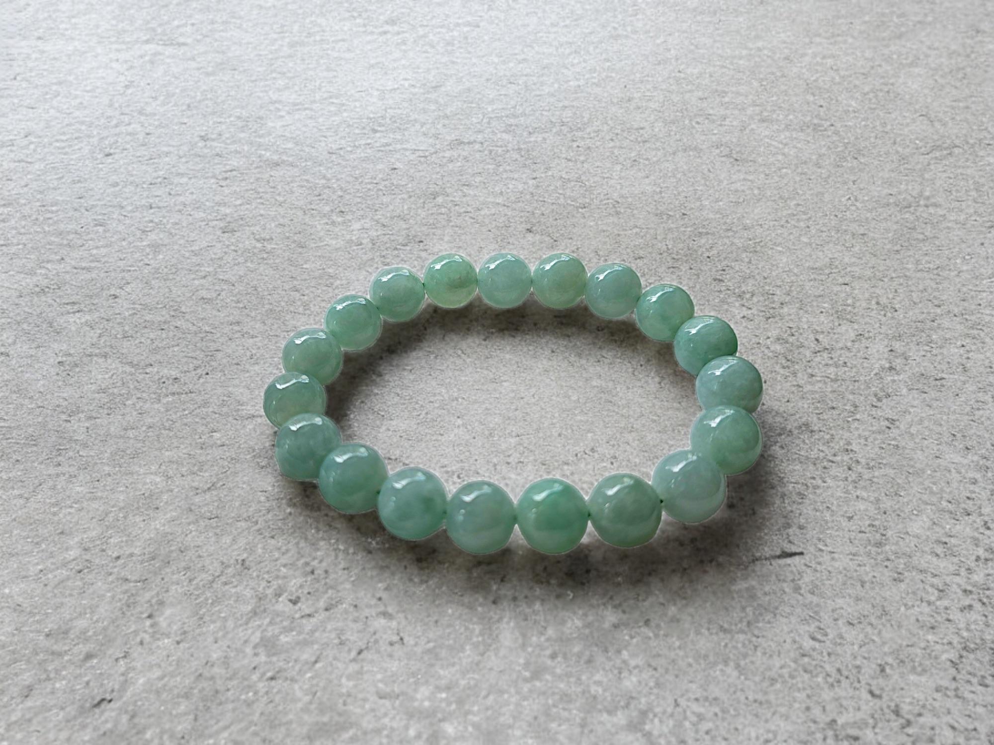 Bracciale imperiale di giada A birmana (MADE IN JAPAN) 10,5 mm ciascuno x 19 perline in vendita 4