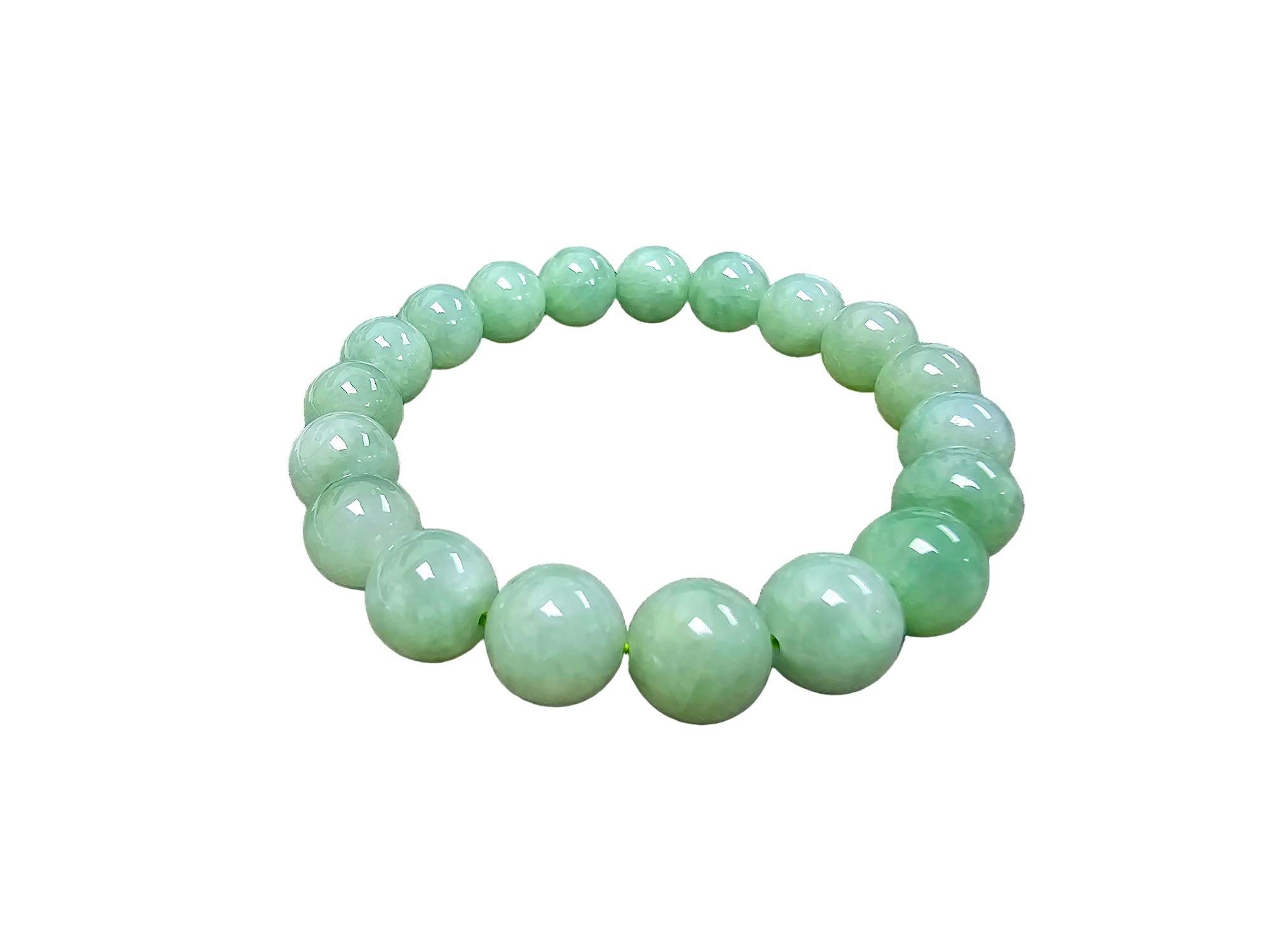 Imperial Burmese A-Jade Beaded Bracelet (MADE IN JAPAN) 10.5mm Each x 19 beads For Sale 10