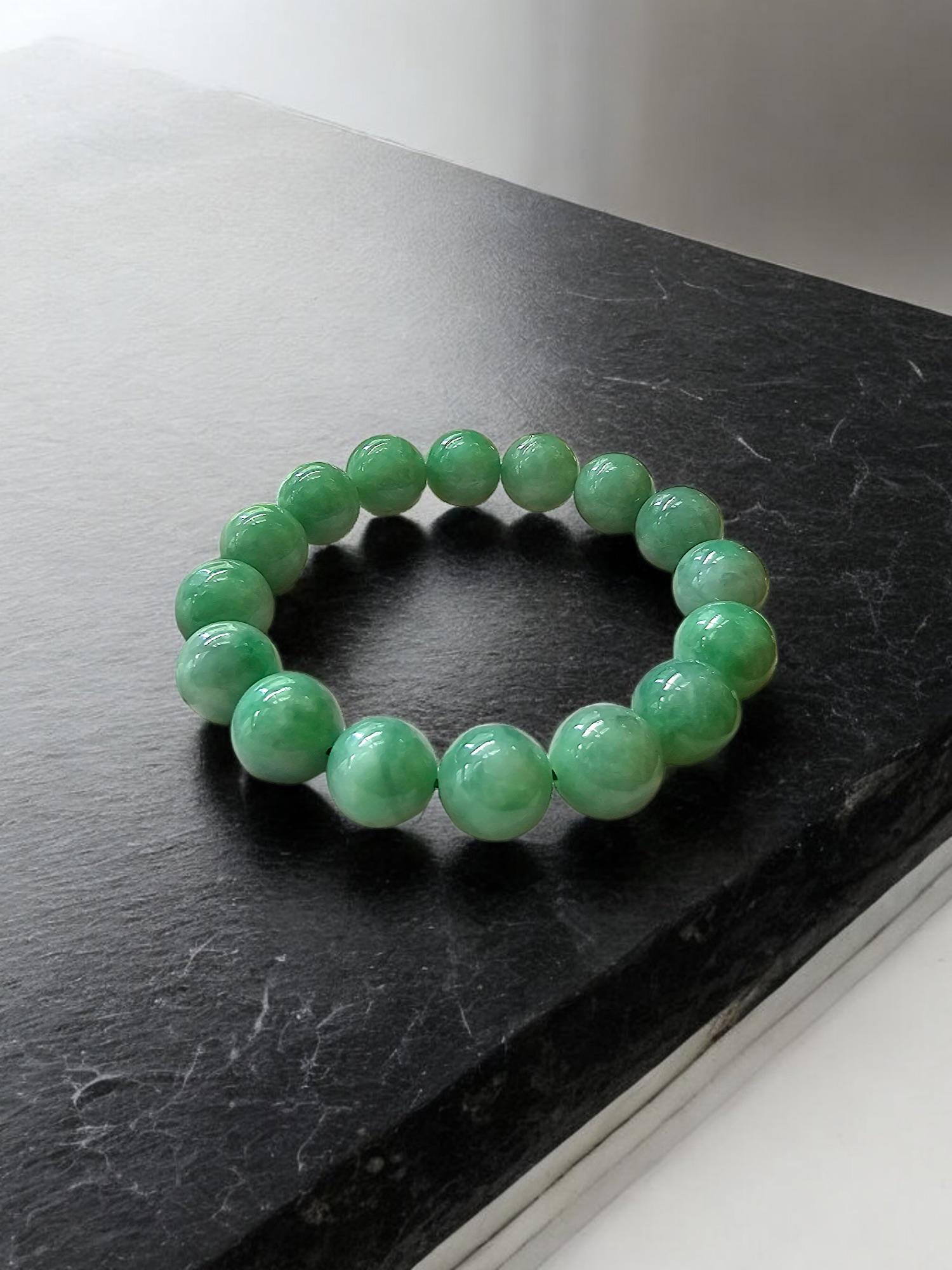 Imperial Burmese A-Jade Beaded Bracelet (MADE IN JAPAN) 12mm Each x 16 beads For Sale 7