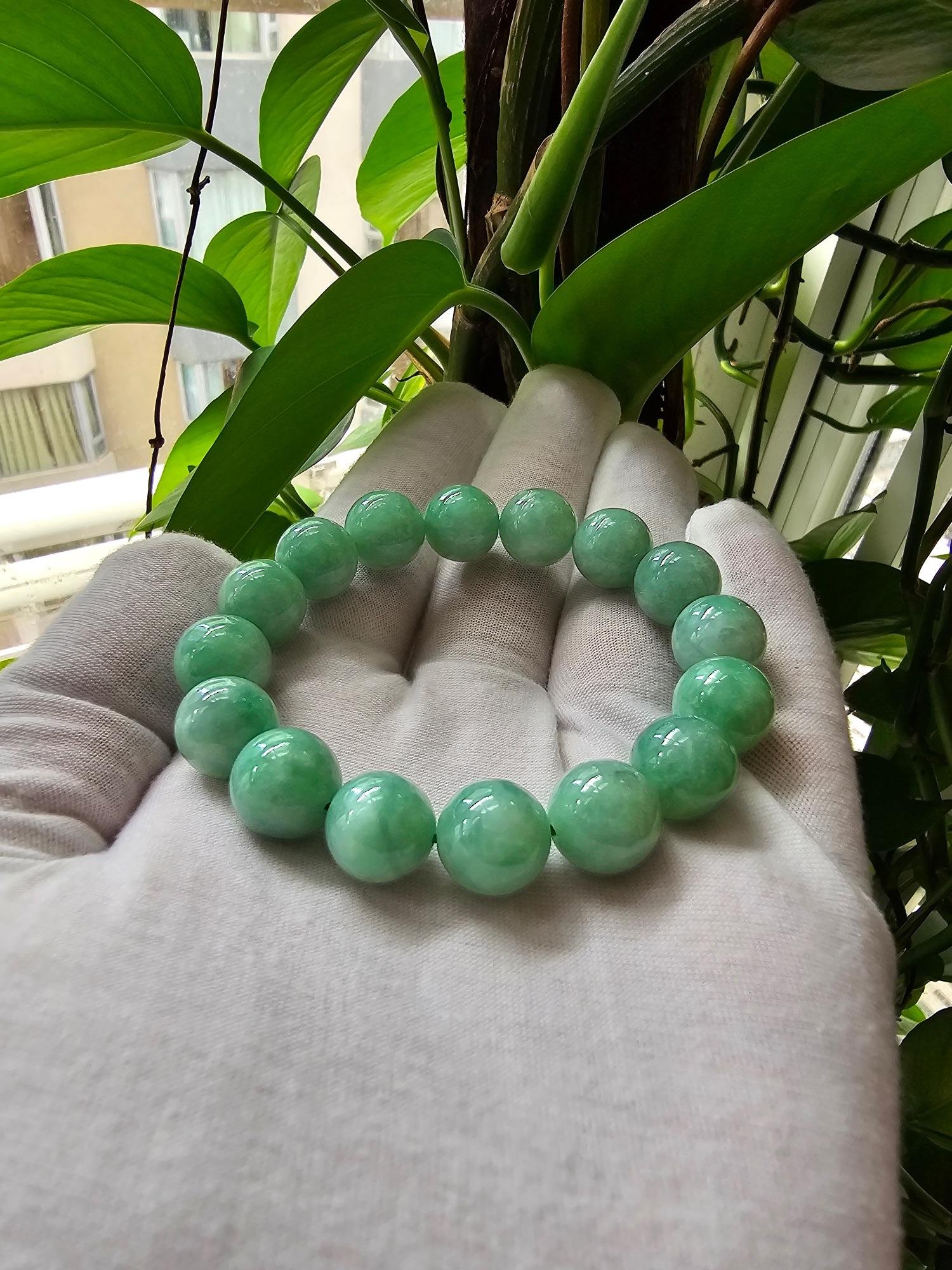 Ball Cut Imperial Burmese A-Jade Beaded Bracelet (MADE IN JAPAN) 12mm Each x 16 beads For Sale