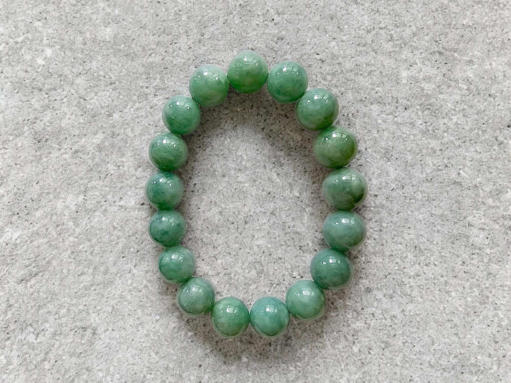 Imperial Burmese A-Jade Beaded Bracelet (MADE IN JAPAN) 12mm Each x 17 beads For Sale 2