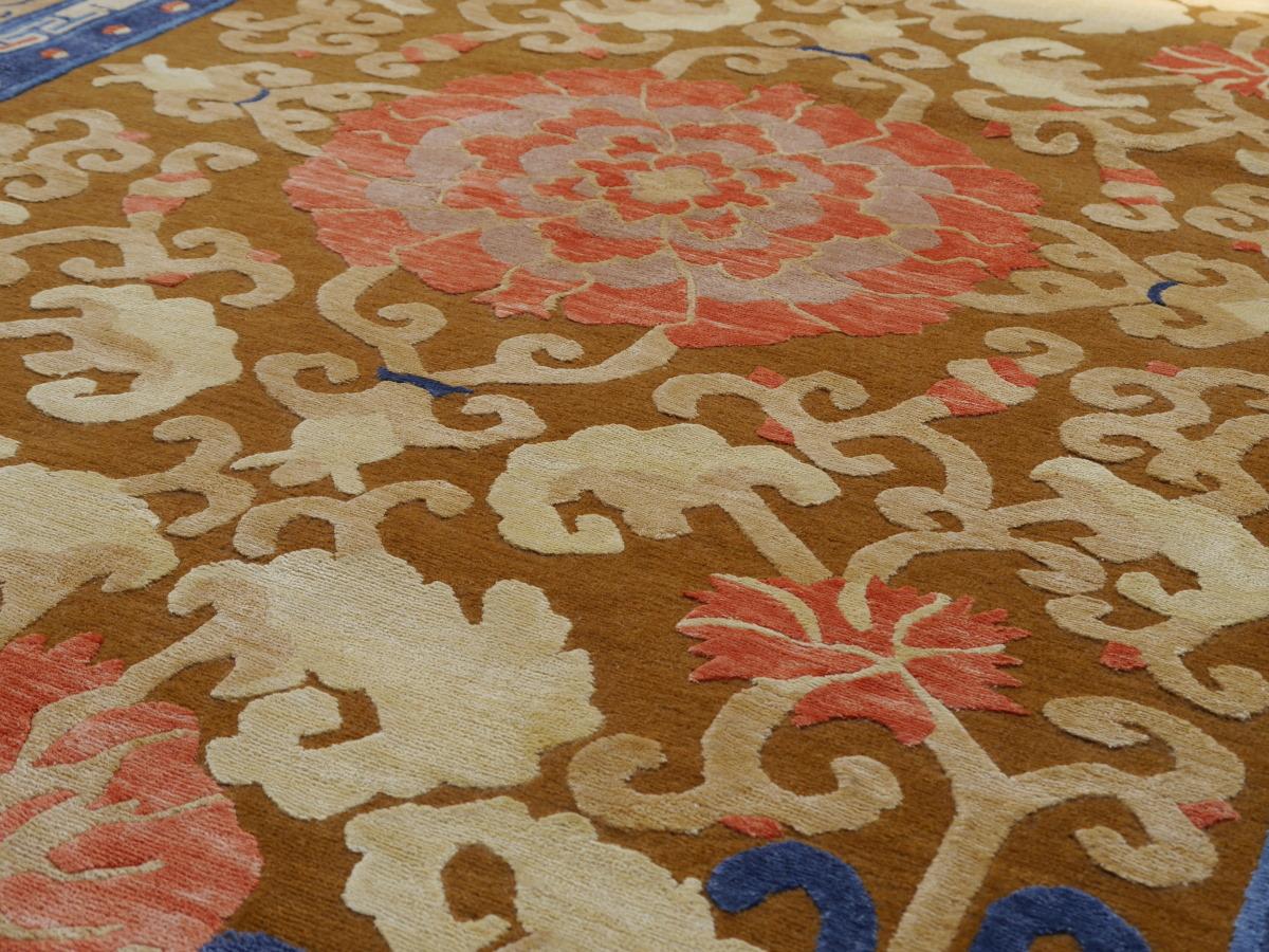 Imperial Chinese Design Rug Wool and Silk For Sale 8