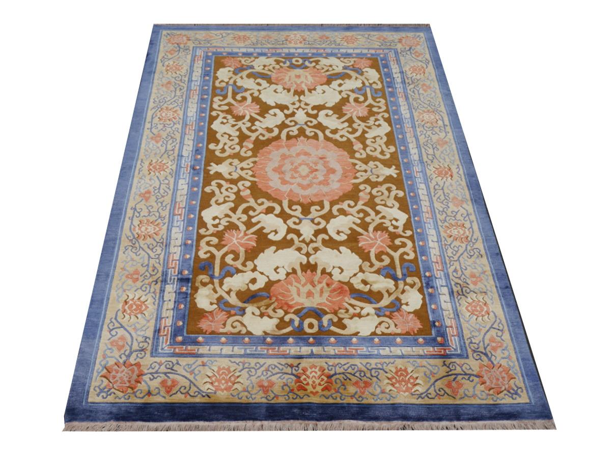 Chinese Imperial design rug 8 x 5.4 ft

A beautiful contemporary design rug, hand knotted using finest Chinese mulberry silk (60%) and Tibetan highland wool (40%).

Extraordinary fine weave with 150 Tibetan knots per square inch or 232500 knots