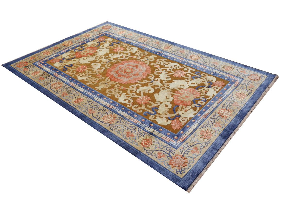 Imperial Chinese Design Rug Wool and Silk For Sale 12