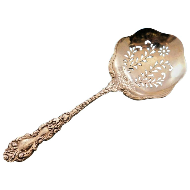 Imperial Chrysanthemum by Gorham Sterling Silver Pea Serving Spoon For Sale  at 1stDibs