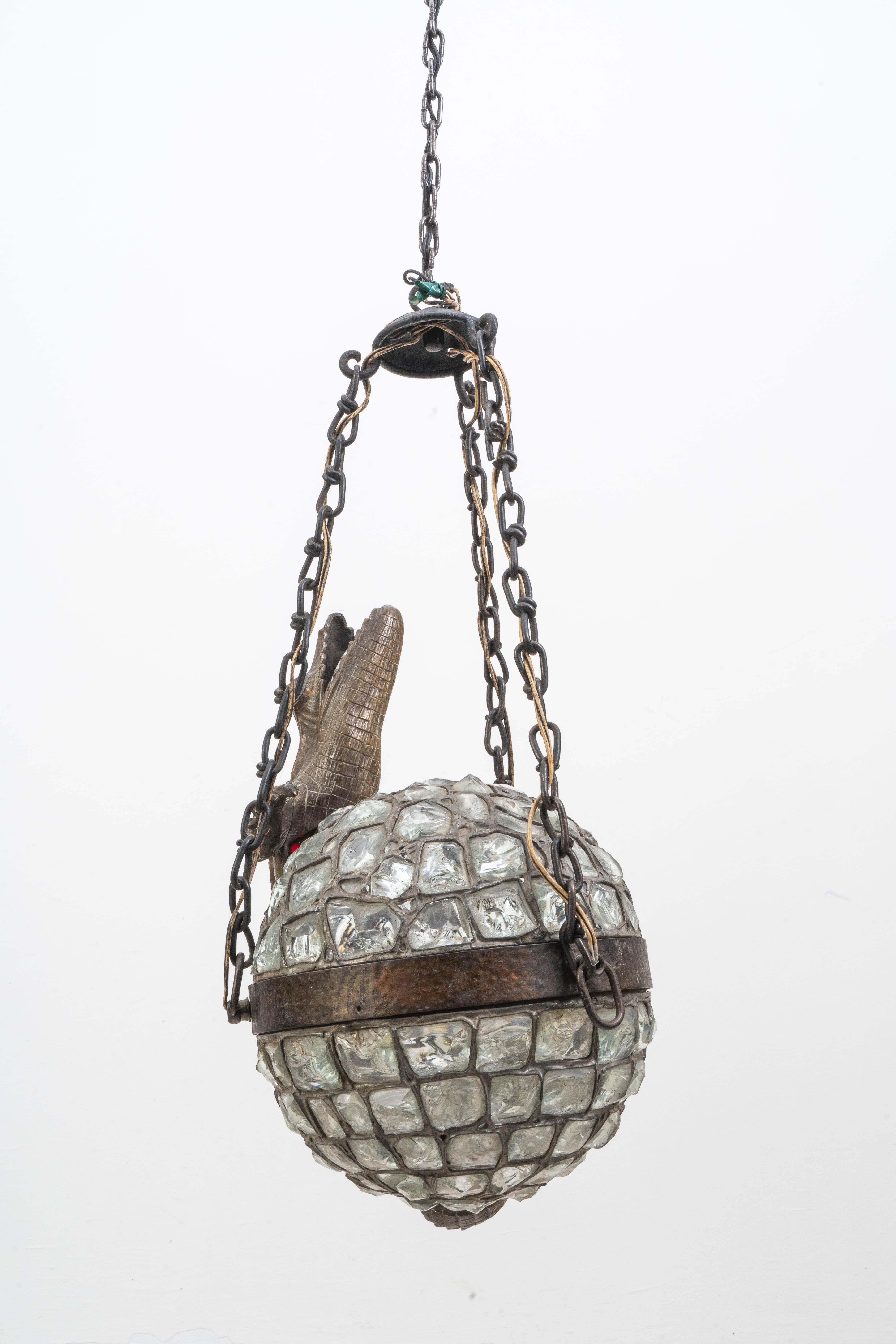 Imperial Crocodile in Tiffany Technique In Good Condition For Sale In Budapest, HU