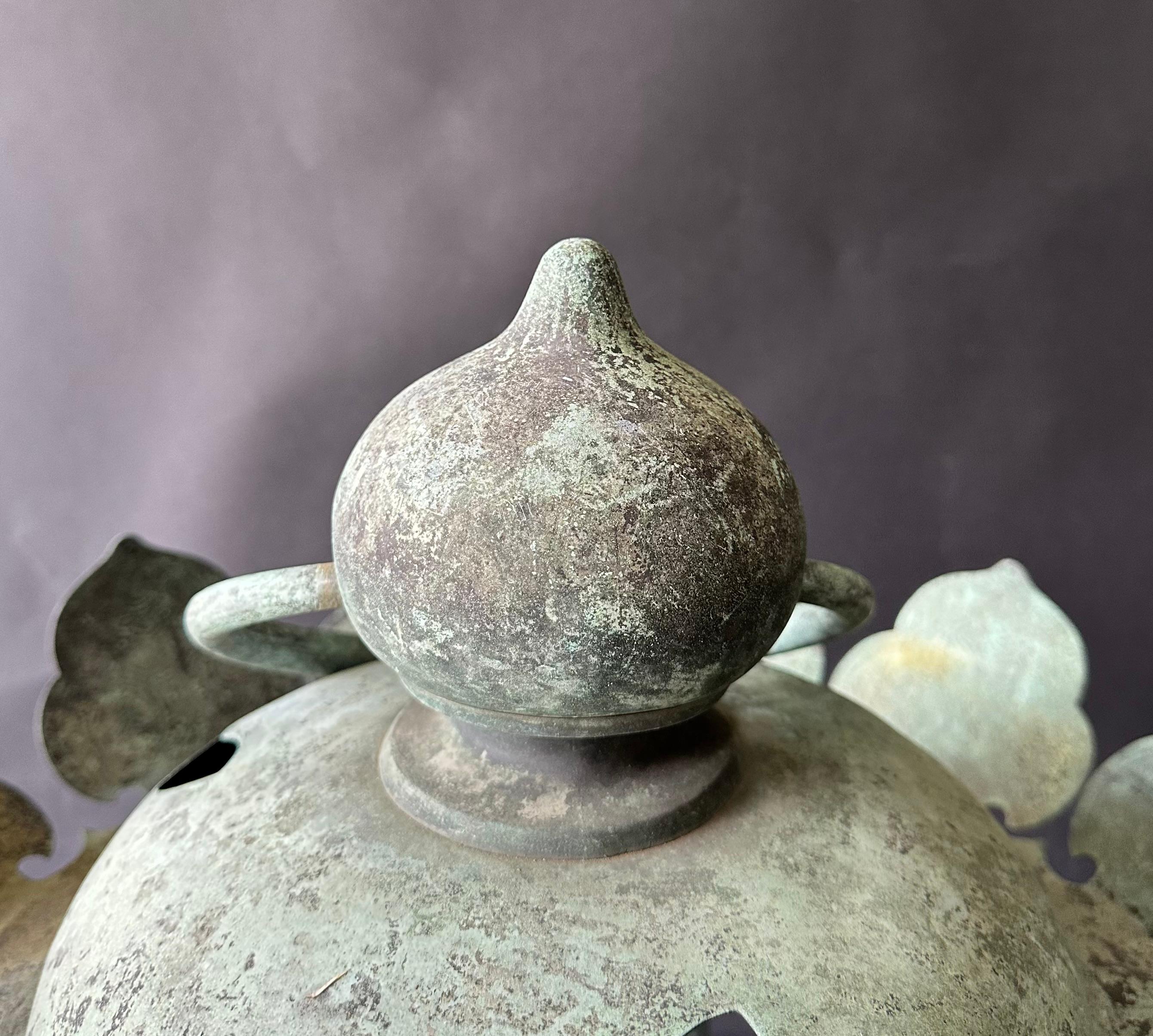 Imperial Edo Period Bronze Temple Lantern For Sale 5
