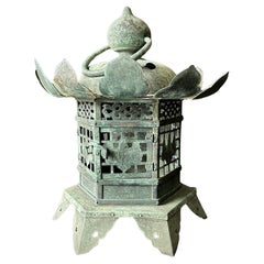 Antique Imperial Edo Period Bronze Temple Lantern