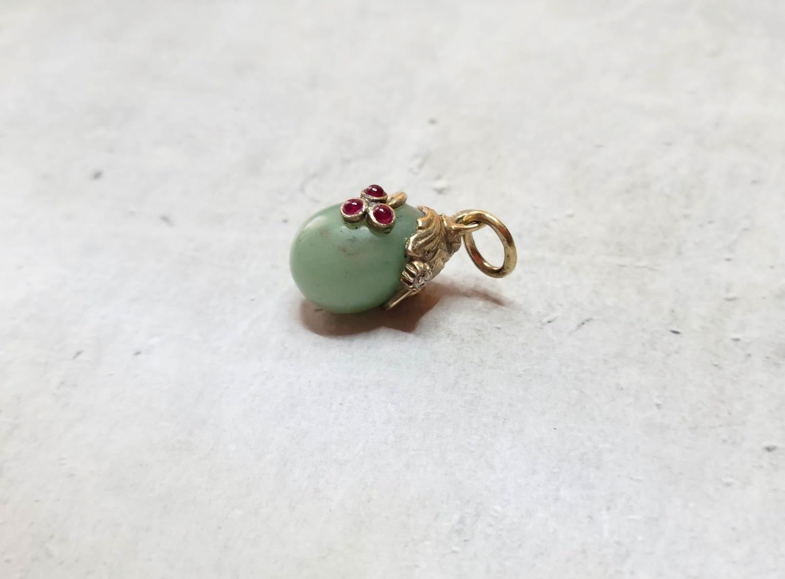 Imperial Egg Pendant With Rubies And Diamond, Workmaster Alfred Thielemann In Excellent Condition In Chesterland, OH
