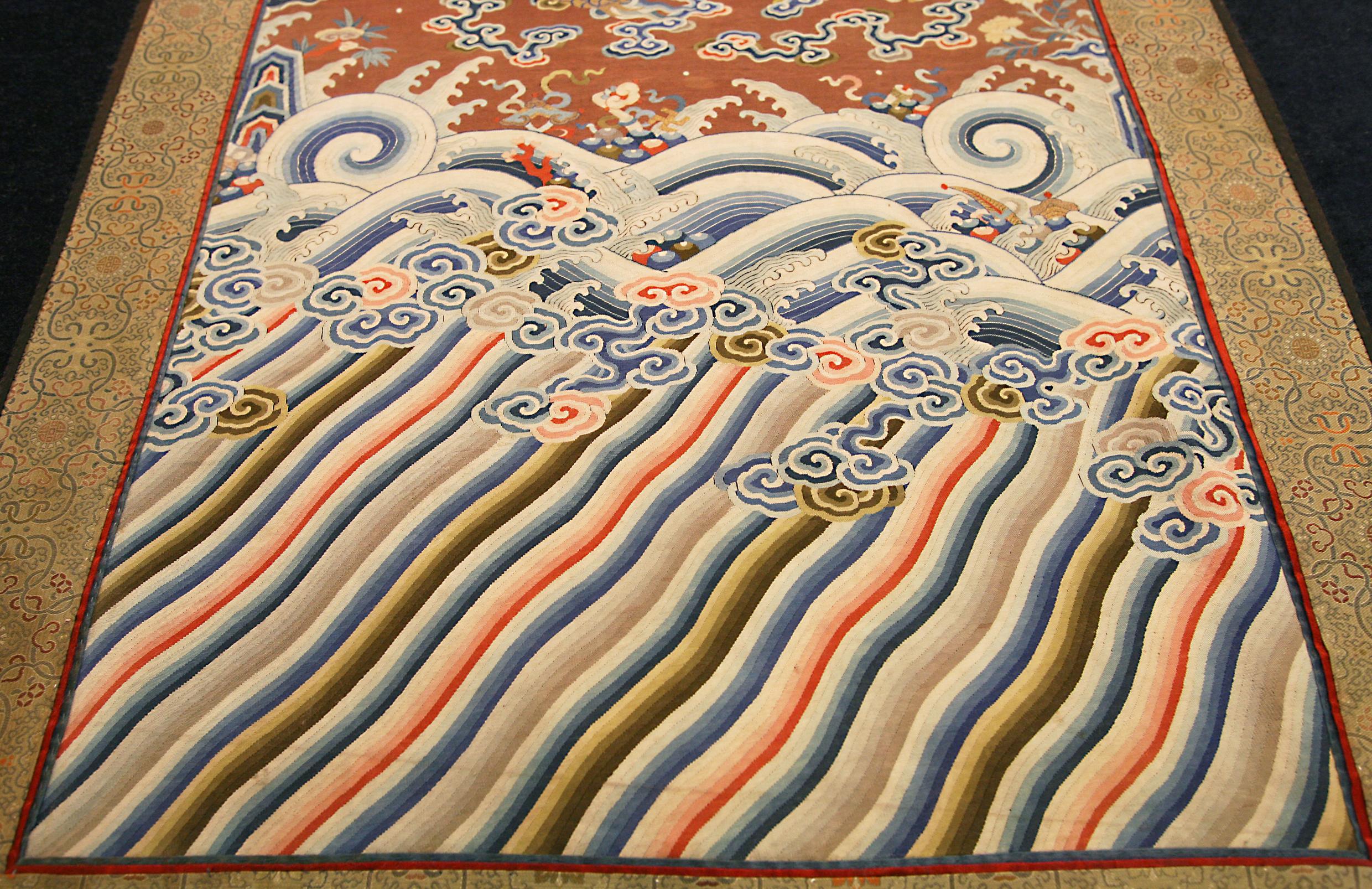 Kaiserlicher Drache mit fünf Klauen Chinesisches Textil 'Seide & Metall', 18. (Sonstiges) im Angebot