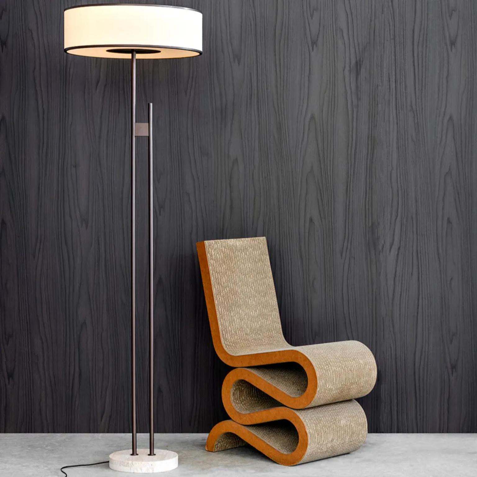 Lámpara de pie Imperial by WJ Luminaires Otro en venta