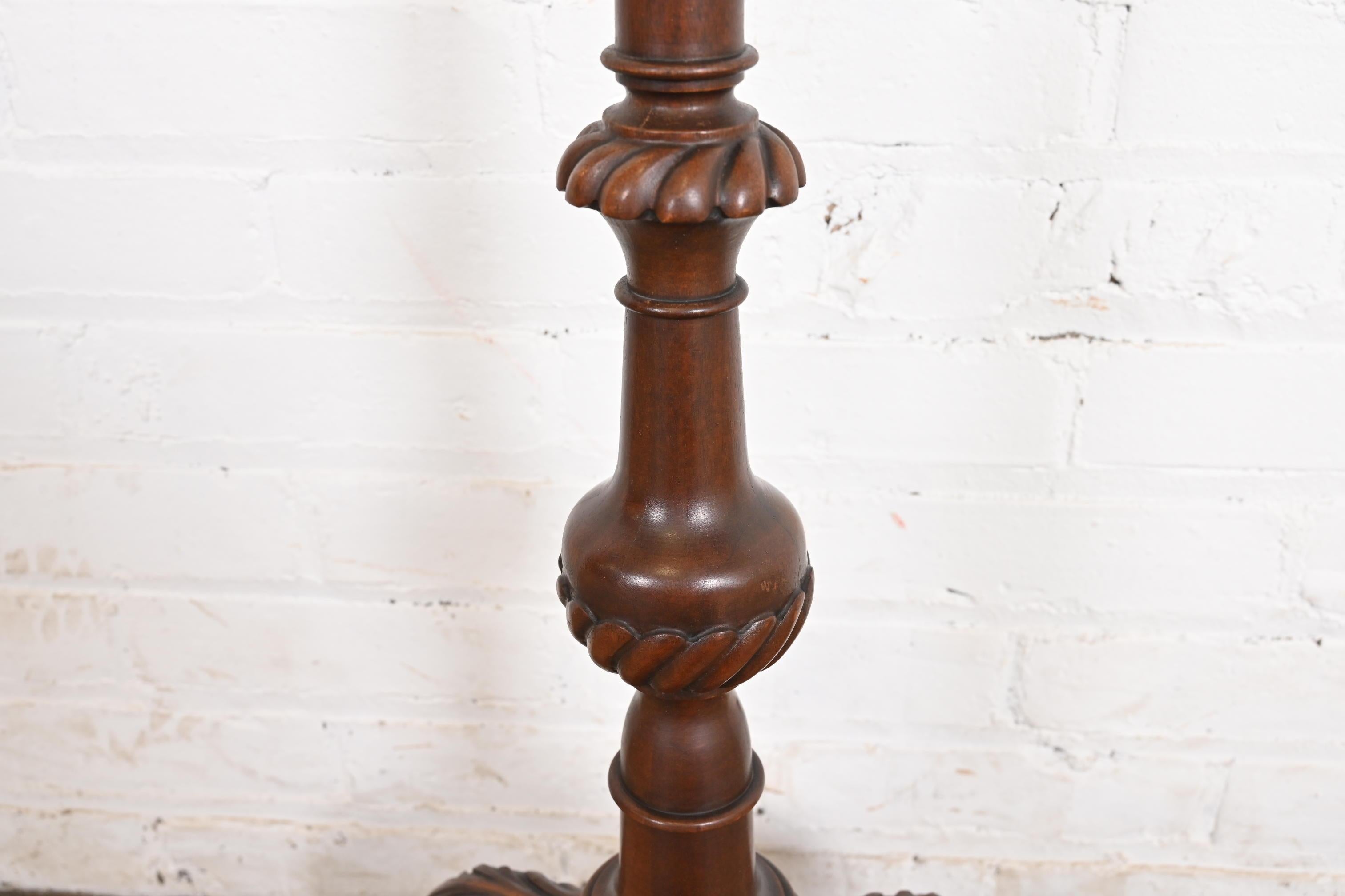 Jardineras con pedestal de caoba tallada Imperial Furniture Chippendale, Pareja en venta 3