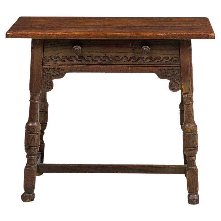 Imperial Furniture Co., Mid Century Colonial Revival Mahogany Occassional Table For Sale