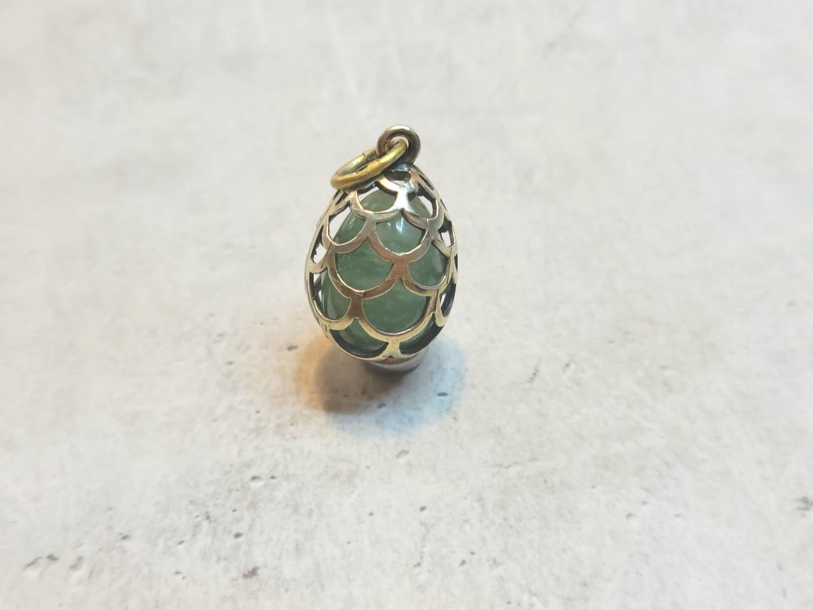 Imperial Gilt Silver Egg Fluorite Pendant, Workmaster Alfred Thielemann In Good Condition In Chesterland, OH