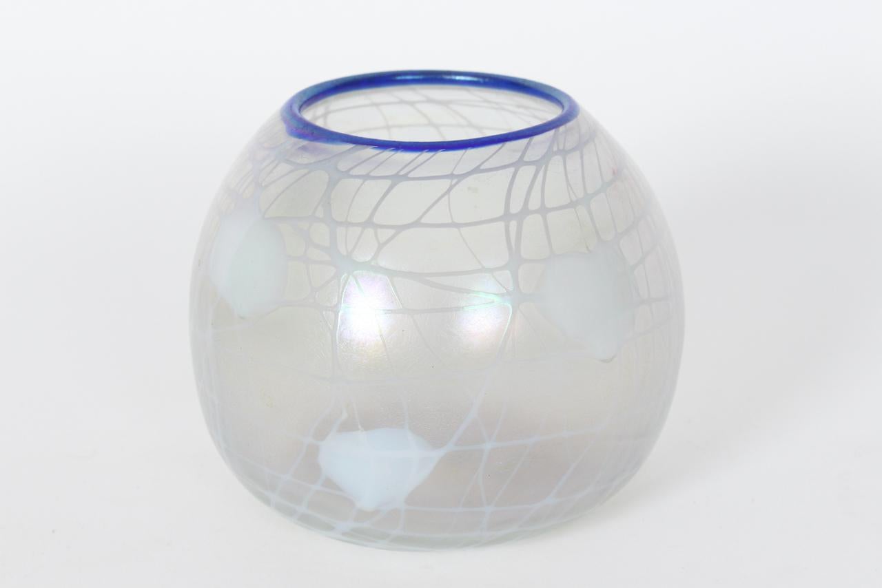 Imperial Glass Freehand Hanging Hearts Blue Rimmed Art Glass Rose Bowl, C. 1923 2