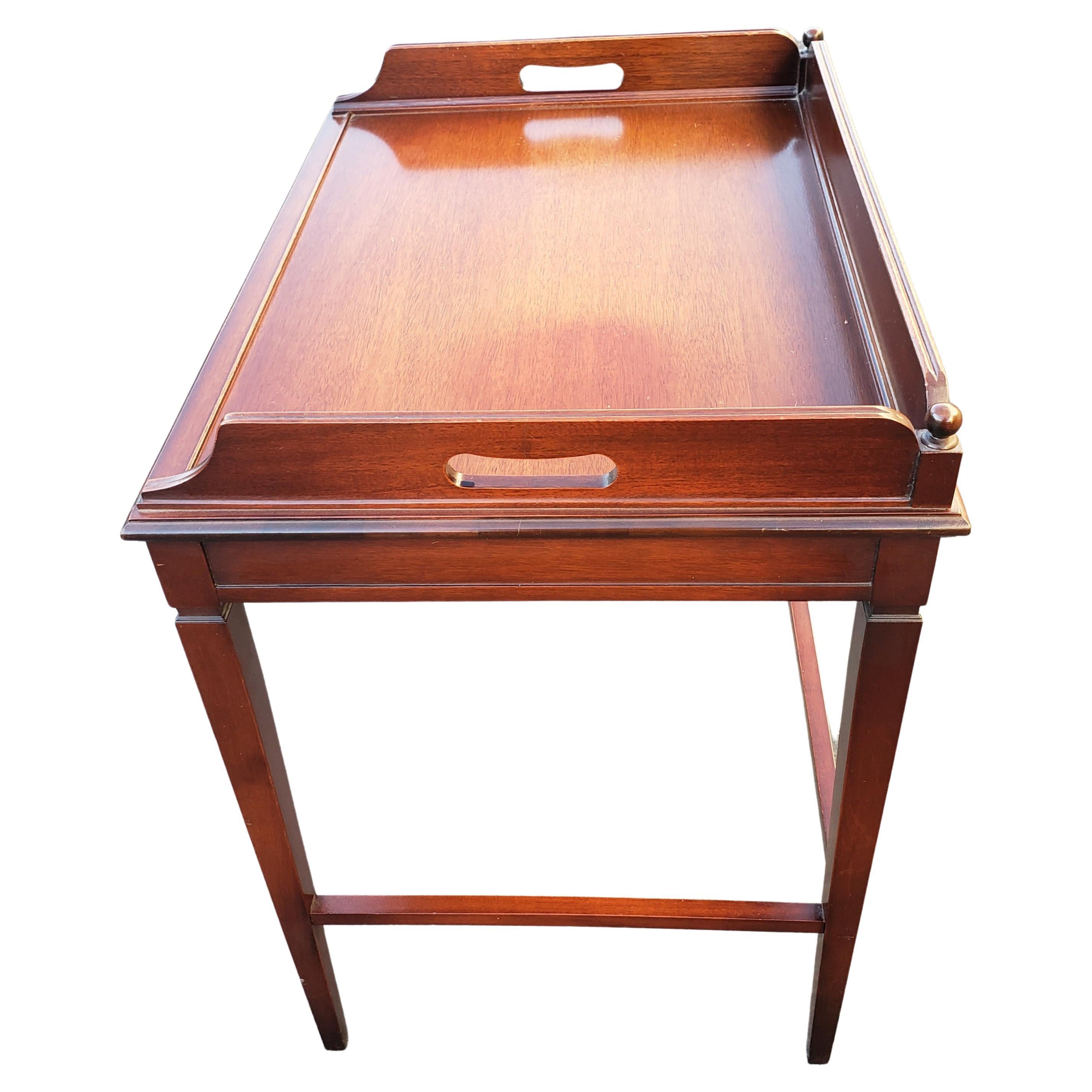 Imperial grand rapids mahogany butlers tray table, Circa 1960s.
Good vintage condition.
Measures 24