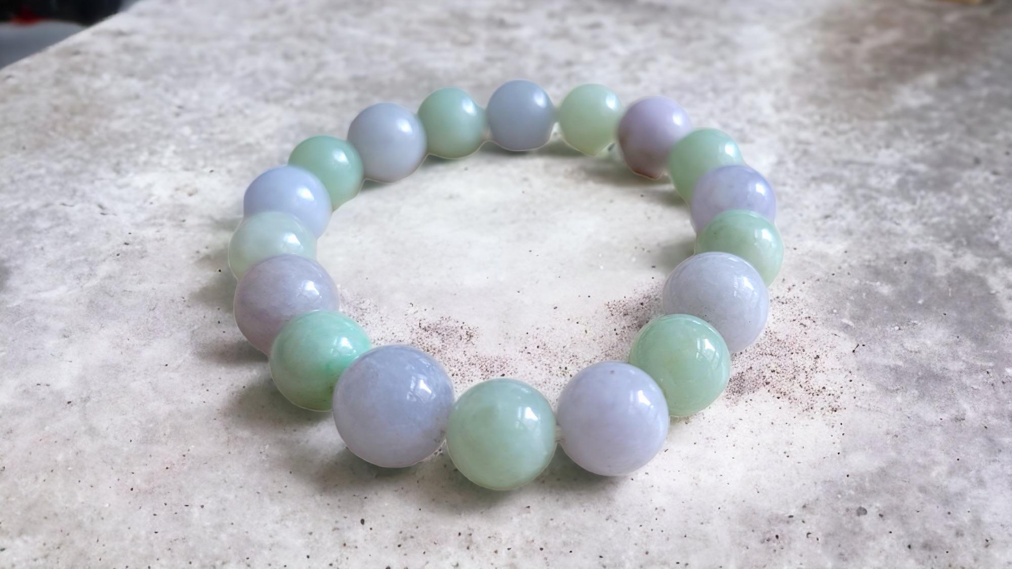 Imperial Green and Lavender Burmese A-Jade Beaded Bracelet (11mm Each) 07002 For Sale 1