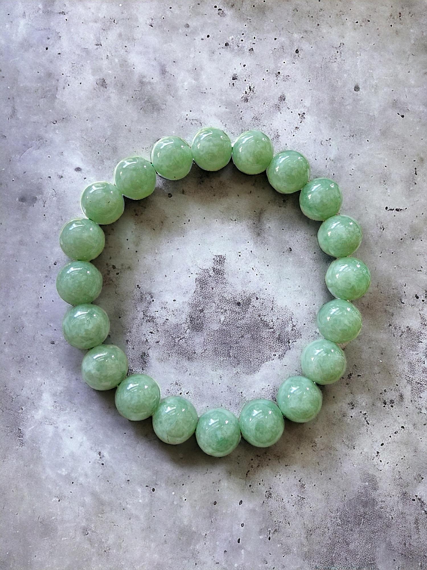 Ball Cut Imperial Green Burmese A-Jade Beaded Bracelet (10mm Each x 20 beads) 05005 For Sale