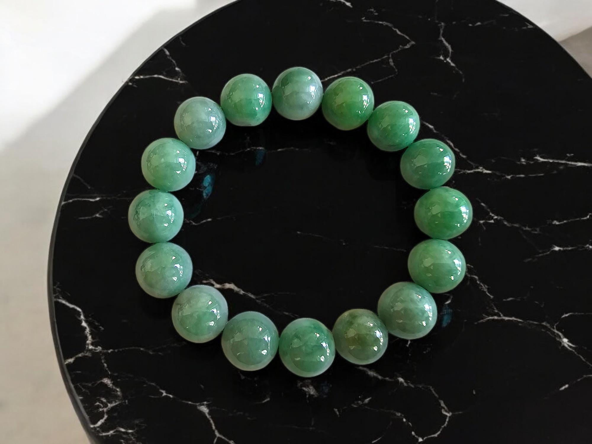 Imperial Green Burmese A-Jade Beaded Bracelet MADE IN JAPAN 12mm x 16 beads For Sale 4