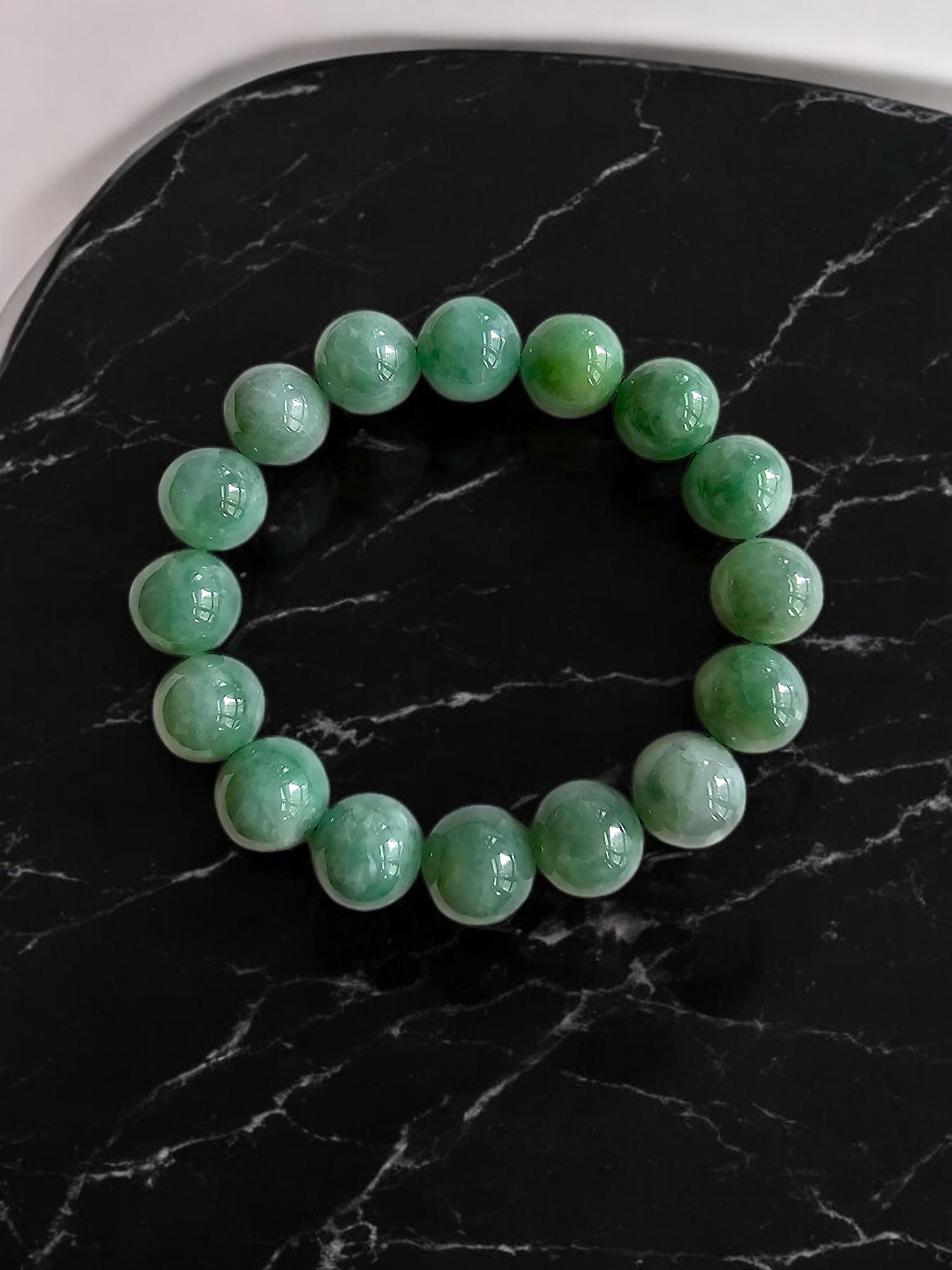 Imperial Green Burmese A-Jade Beaded Bracelet MADE IN JAPAN 12mm x 16 beads For Sale 3