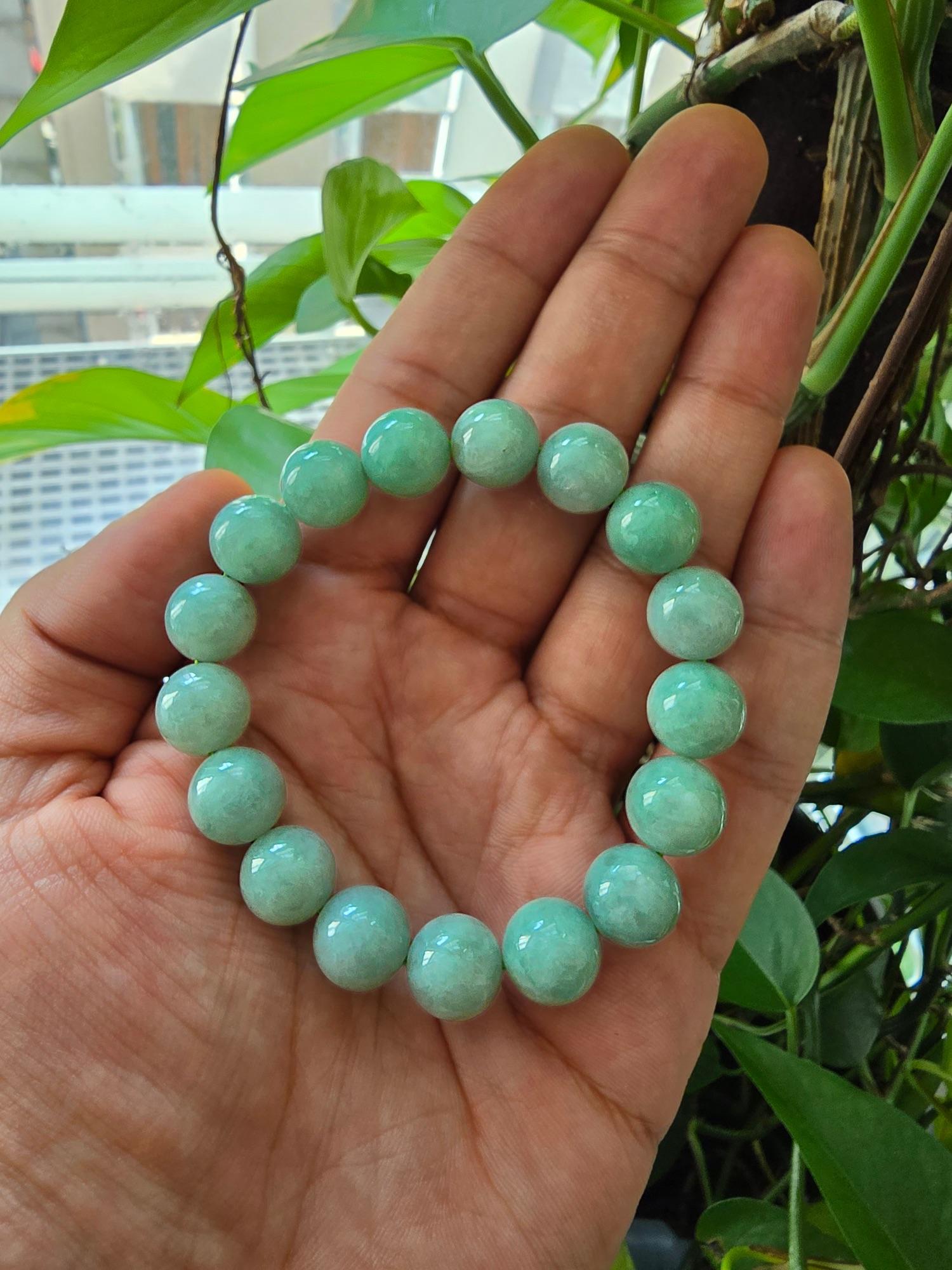Imperial Green Burmese A-Jade Beaded Bracelet MADE IN JAPAN 12mm x 17 beads For Sale 5