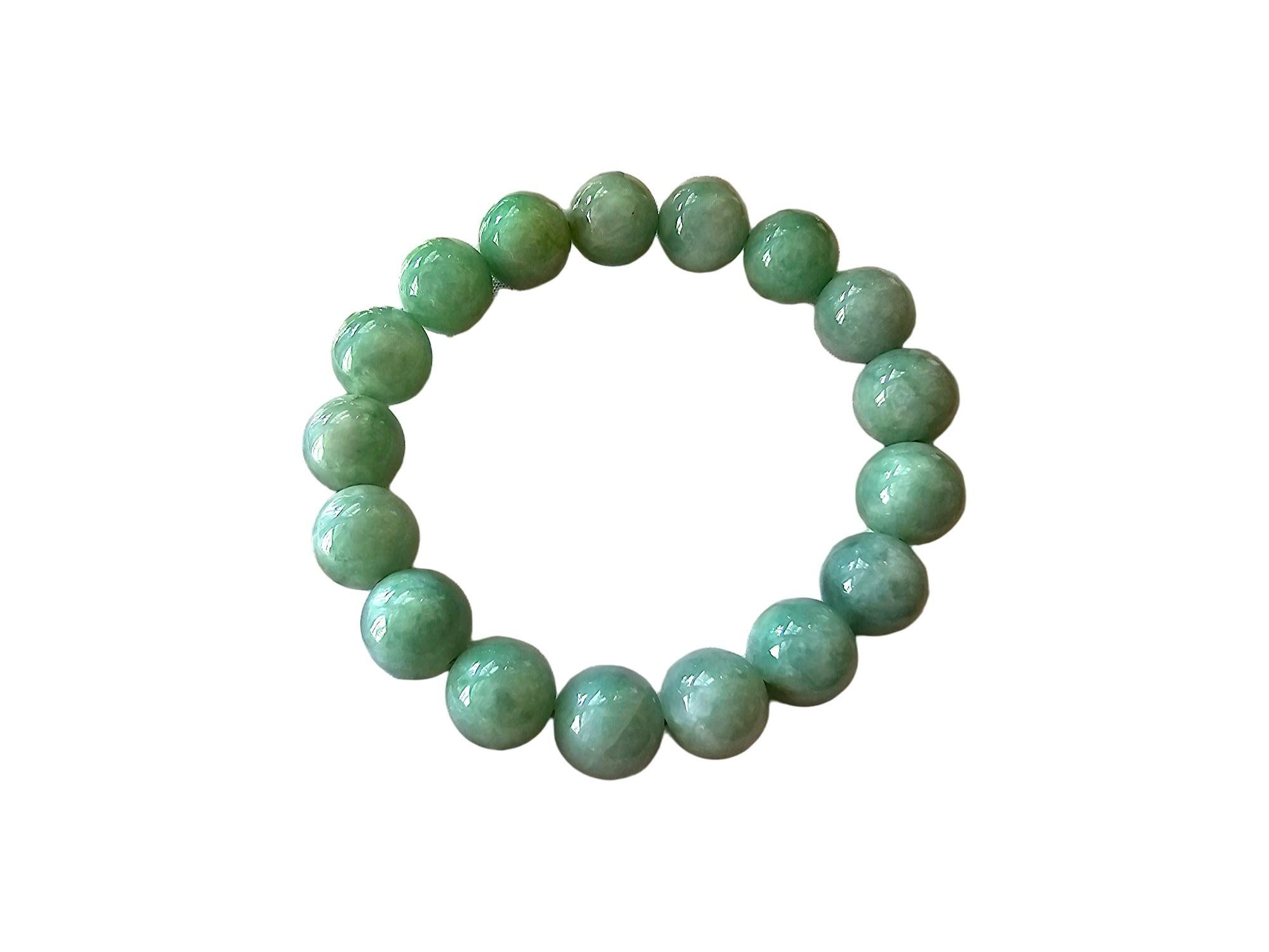 Imperial Green Burmese A-Jade Beaded Bracelet MADE IN JAPAN 12mm x 17 beads For Sale 7