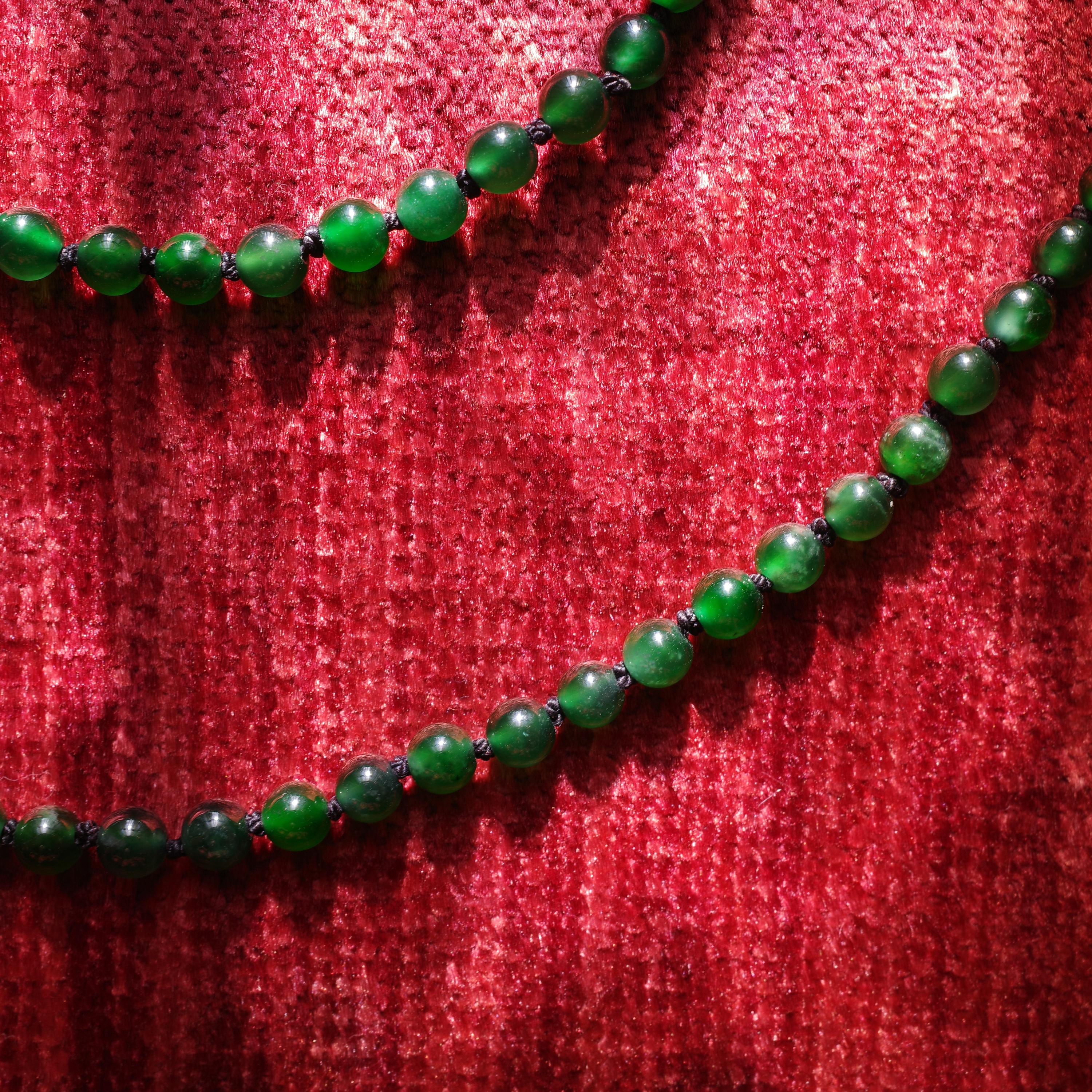 Imperial Green Jade Halskette, unbehandelt im Angebot 4