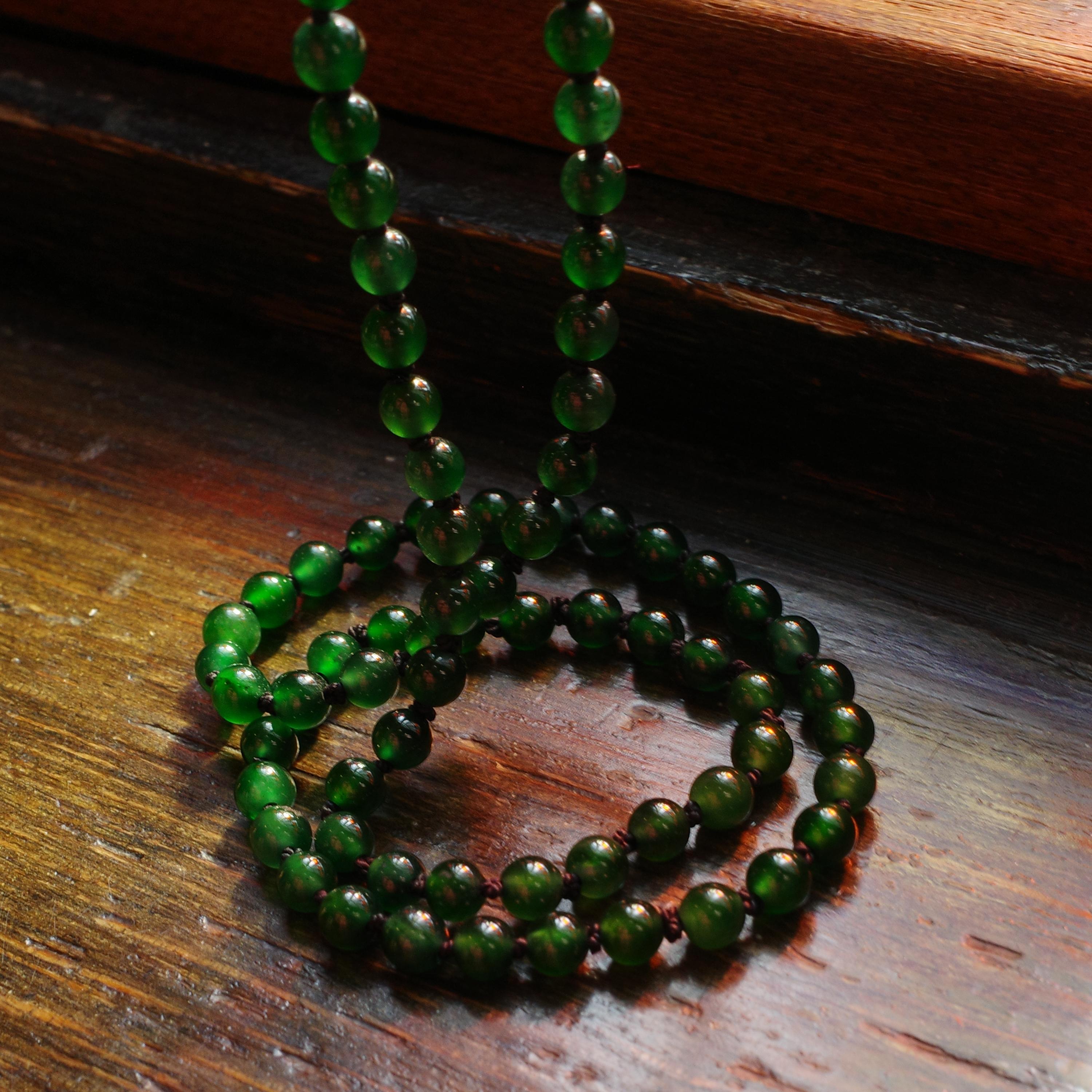 Imperial Green Jade Halskette, unbehandelt im Angebot 5