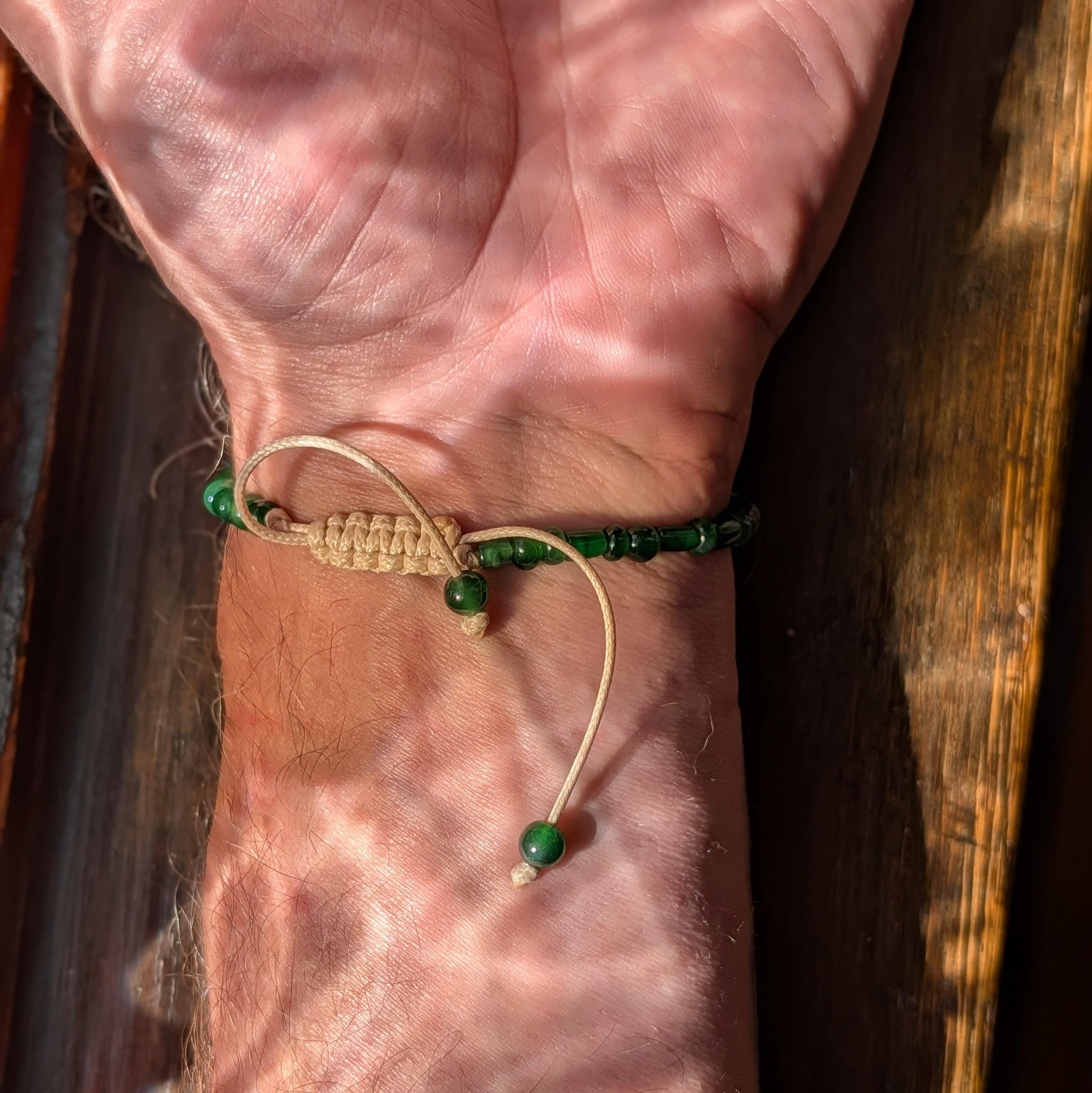 Pulsera de jadeíta verde imperial Guatamala en venta 4