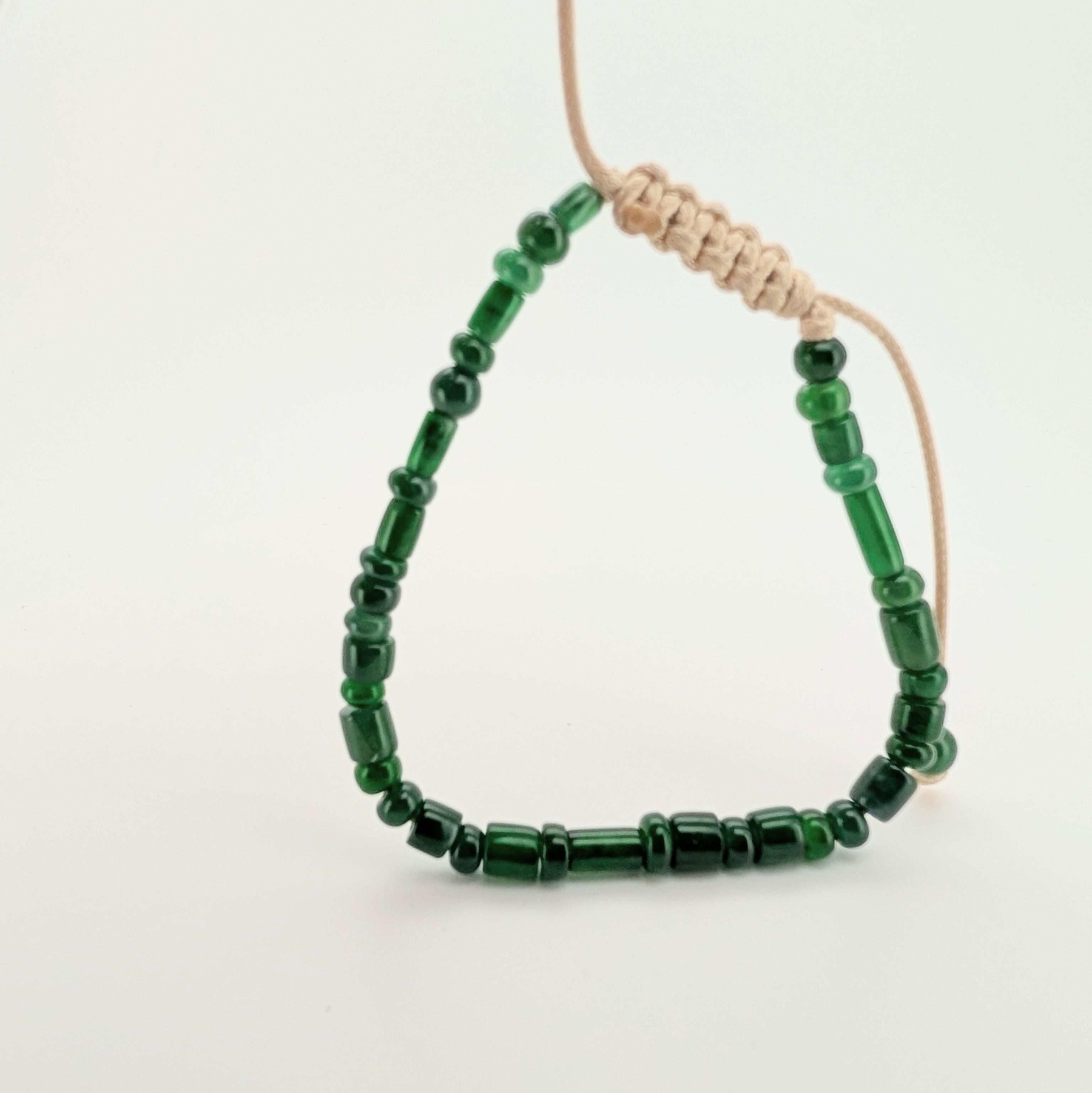 Pulsera de jadeíta verde imperial Guatamala Cuenta en venta