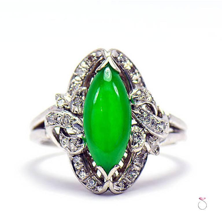 Imperial Green Jadeite jade Marquise Shape cabochon and Diamond Ring, GIA In Good Condition In Honolulu, HI