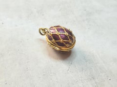 Imperial Guilloche Emaille vergoldet Ei Medaillon Anhänger, Werkmeister August Holmström