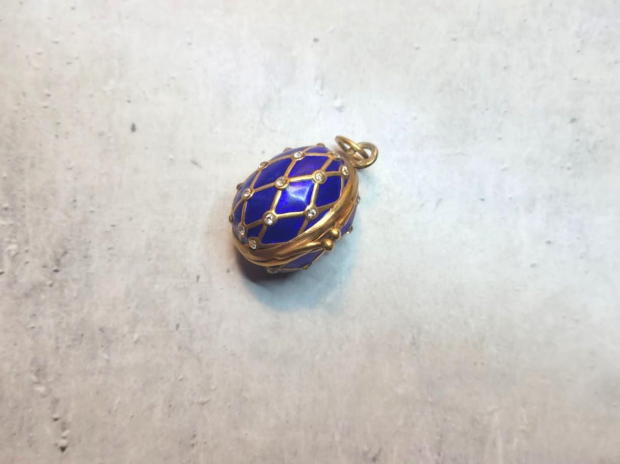 Russian Empire Imperial Guilloche Enamel Gilt Egg Locket Pendant, Workmaster Feodor Afanasiev