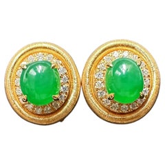 Imperial Jade 1.315 Carat Lab Diamond Halo Stud Earrings 18K Yellow Gold